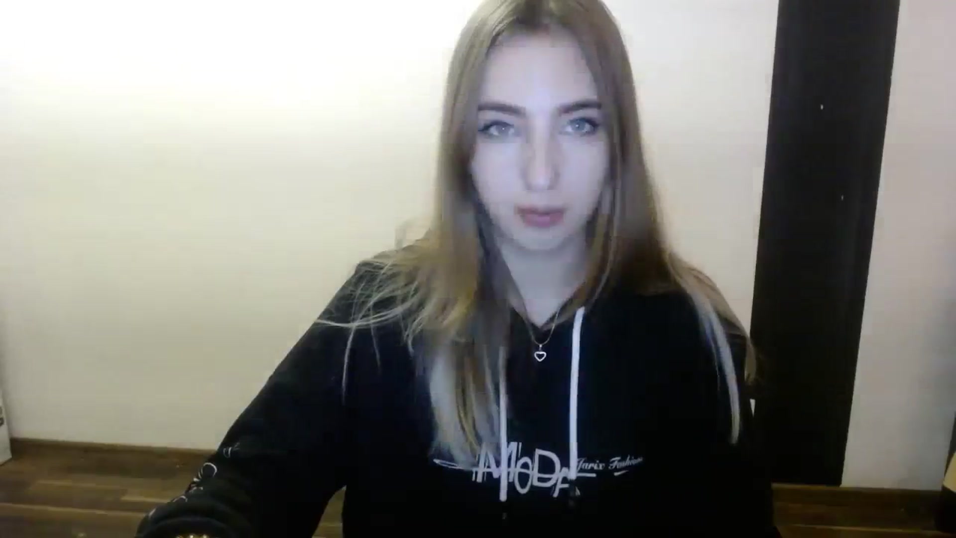Gallery image thumbnail from Skyyyy's myfreecams stream on, 02/29/2024, 15:51 image 16 of 20