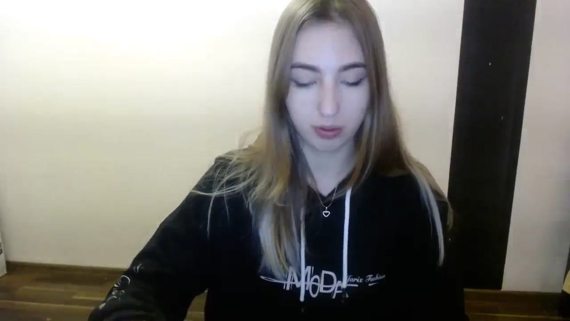 Gallery image thumbnail from Skyyyy's myfreecams stream on, 02/29/2024, 15:51 image 15 of 20