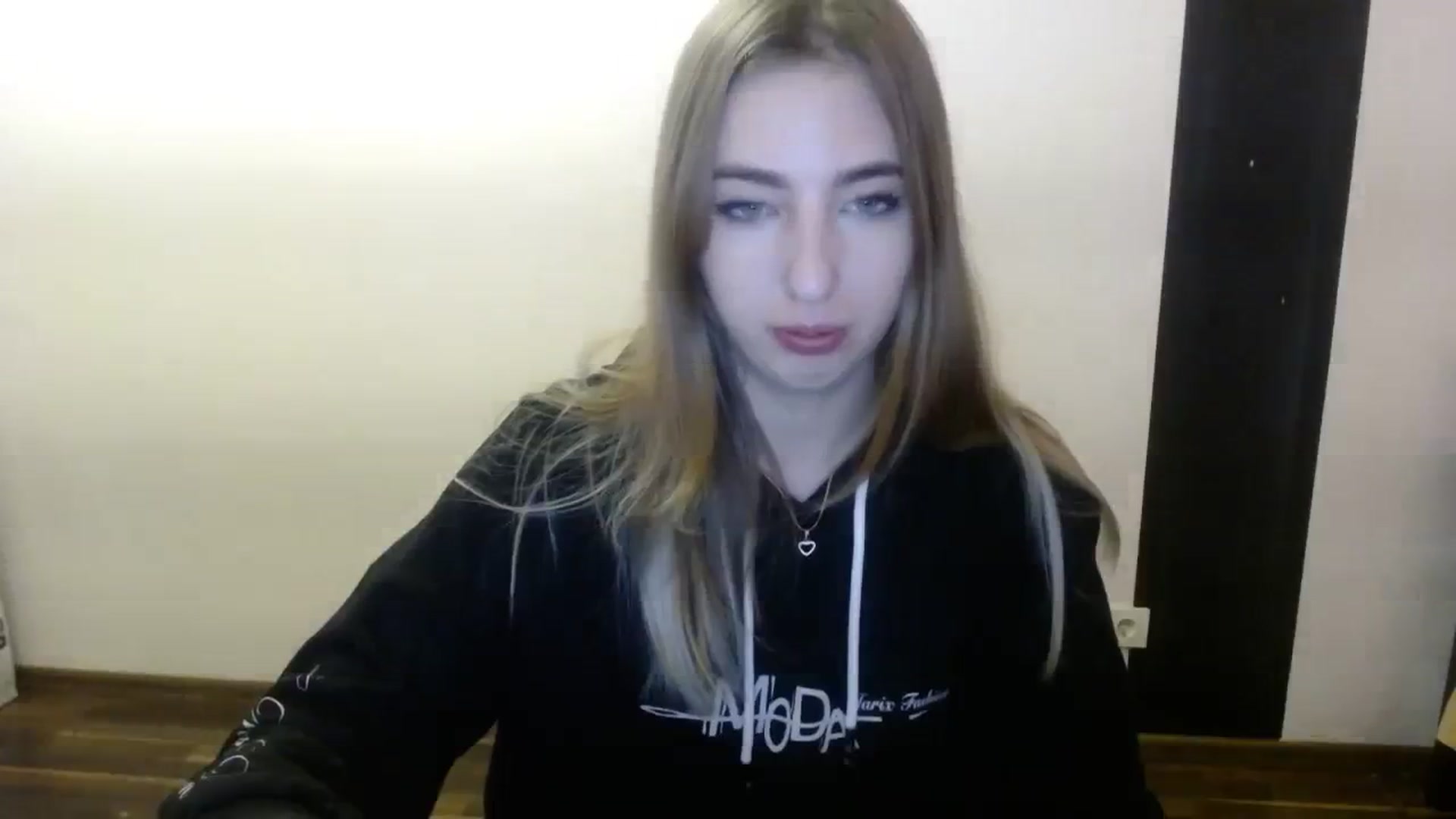 Gallery image thumbnail from Skyyyy's myfreecams stream on, 02/29/2024, 15:51 image 19 of 20