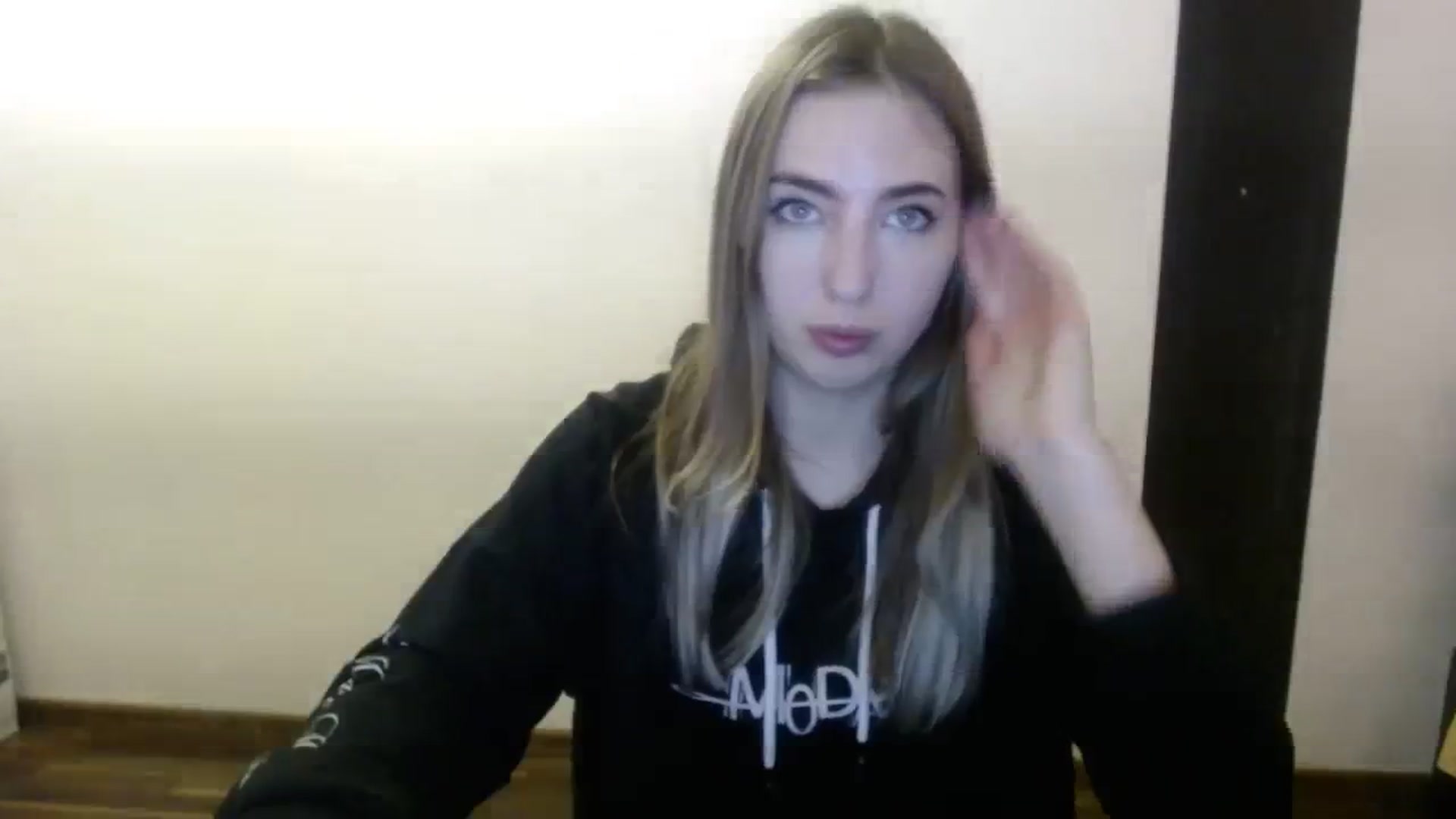 Gallery image thumbnail from Skyyyy's myfreecams stream on, 02/29/2024, 17:52 image 12 of 20