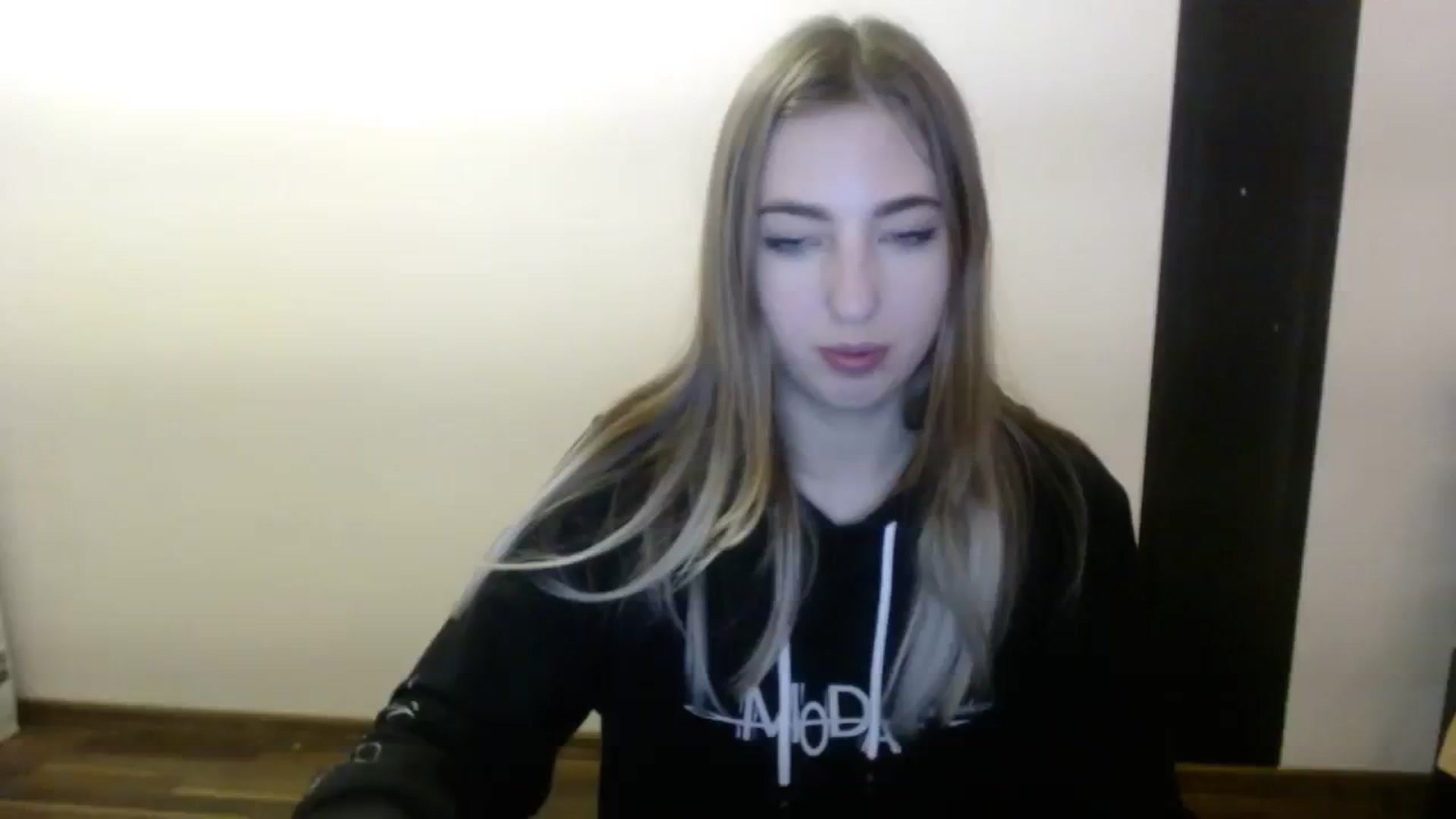 Gallery image thumbnail from Skyyyy's myfreecams stream on, 02/29/2024, 17:52 image 1 of 20