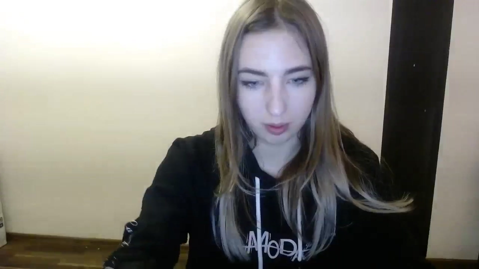 Gallery image thumbnail from Skyyyy's myfreecams stream on, 02/29/2024, 20:09 image 14 of 20