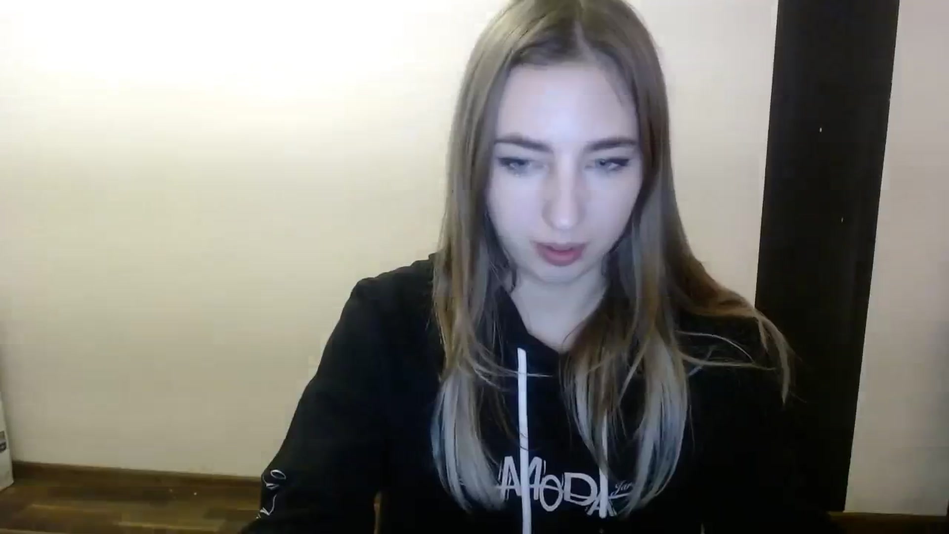 Gallery image thumbnail from Skyyyy's myfreecams stream on, 02/29/2024, 20:09 image 13 of 20
