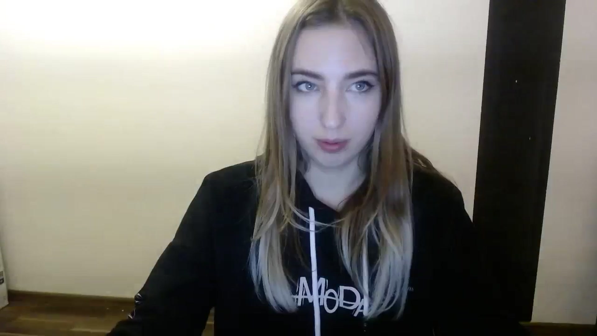 Gallery image thumbnail from Skyyyy's myfreecams stream on, 02/29/2024, 20:09 image 19 of 20