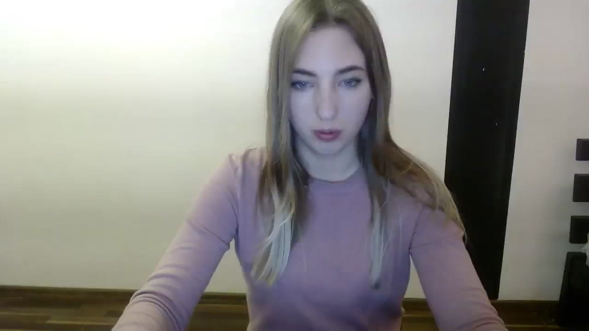 Gallery image thumbnail from Skyyyy's myfreecams stream on, 03/01/2024, 20:03 image 1 of 20