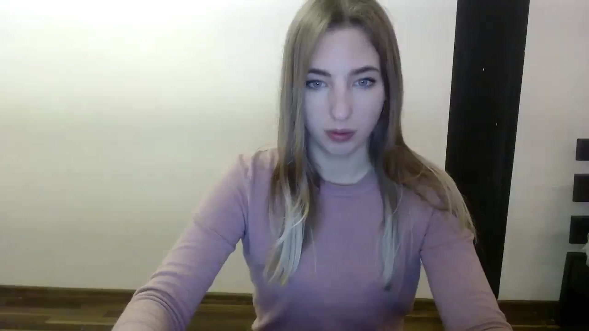 Gallery image thumbnail from Skyyyy's myfreecams stream on, 03/01/2024, 20:03 image 2 of 20