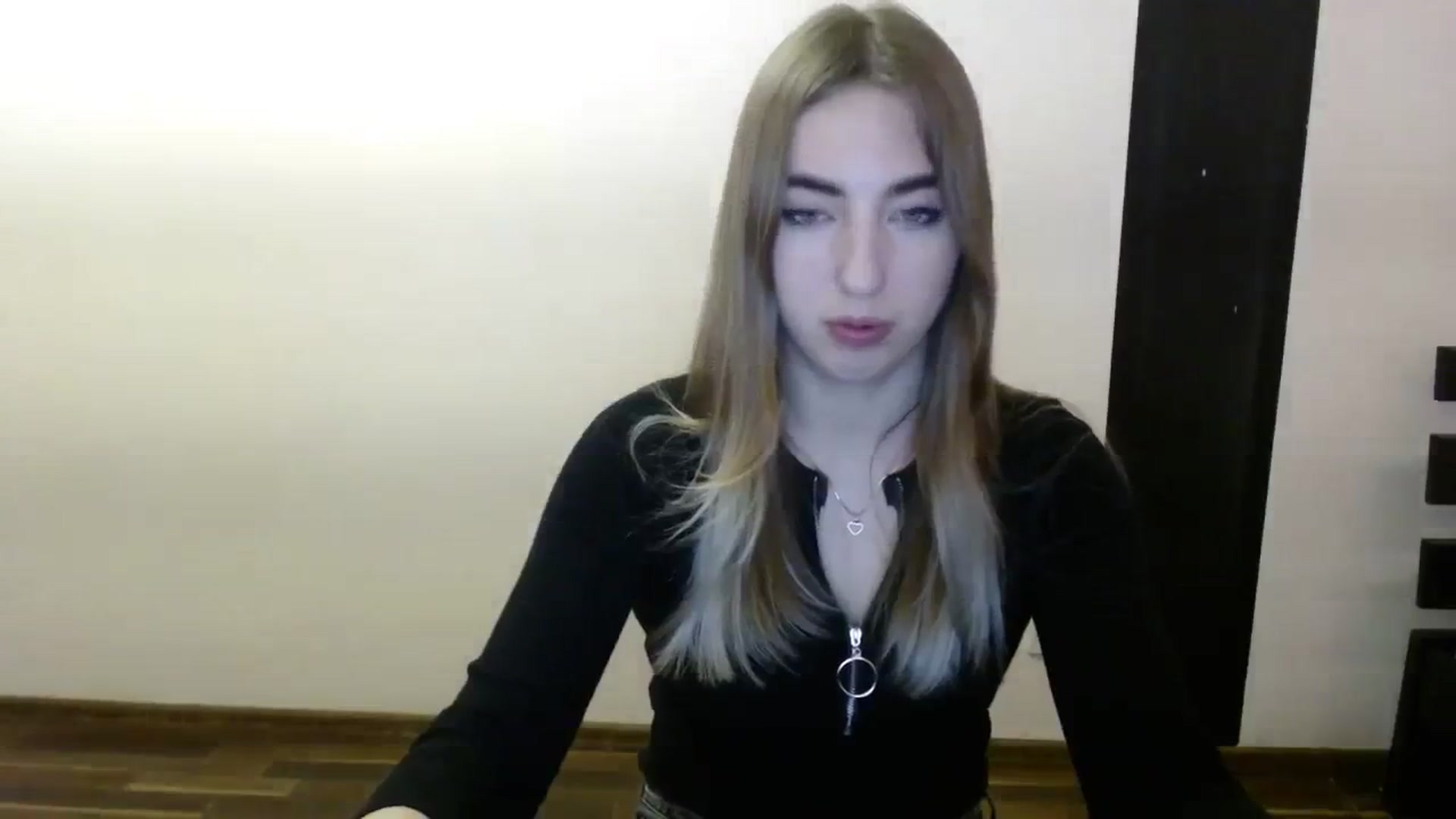 Gallery image thumbnail from Skyyyy's myfreecams stream on, 03/05/2024, 18:11 image 2 of 20