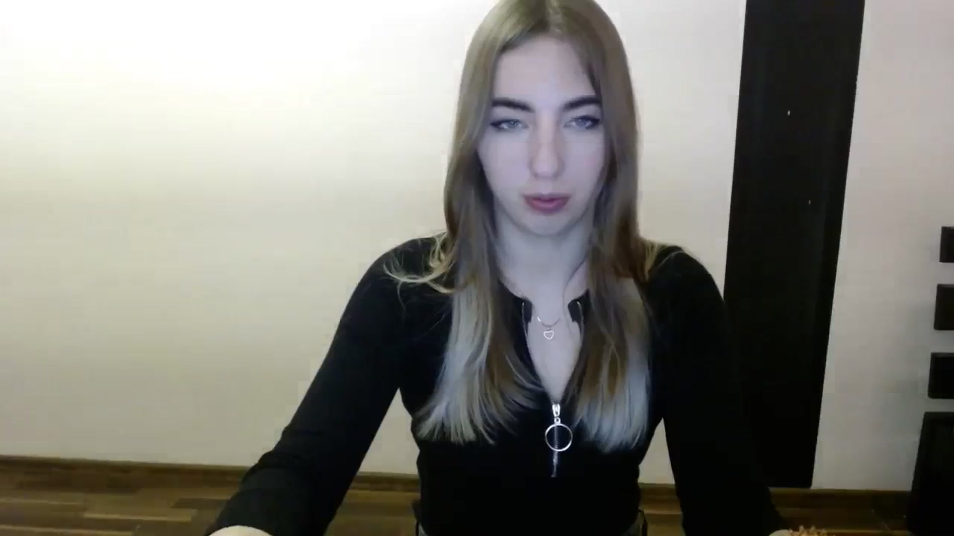 Gallery image thumbnail from Skyyyy's myfreecams stream on, 03/05/2024, 18:11 image 10 of 20