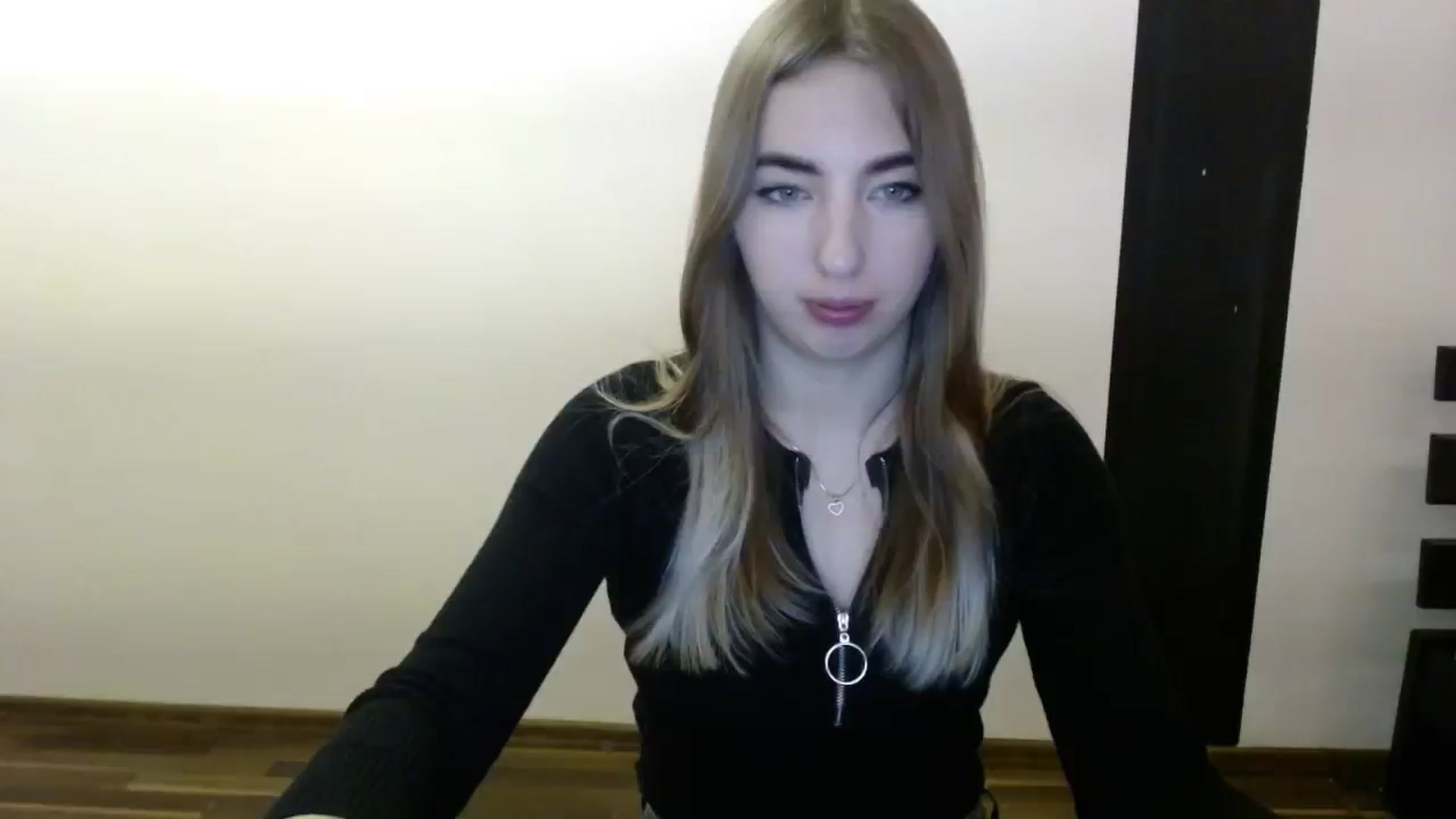 Gallery image thumbnail from Skyyyy's myfreecams stream on, 03/05/2024, 18:11 image 9 of 20