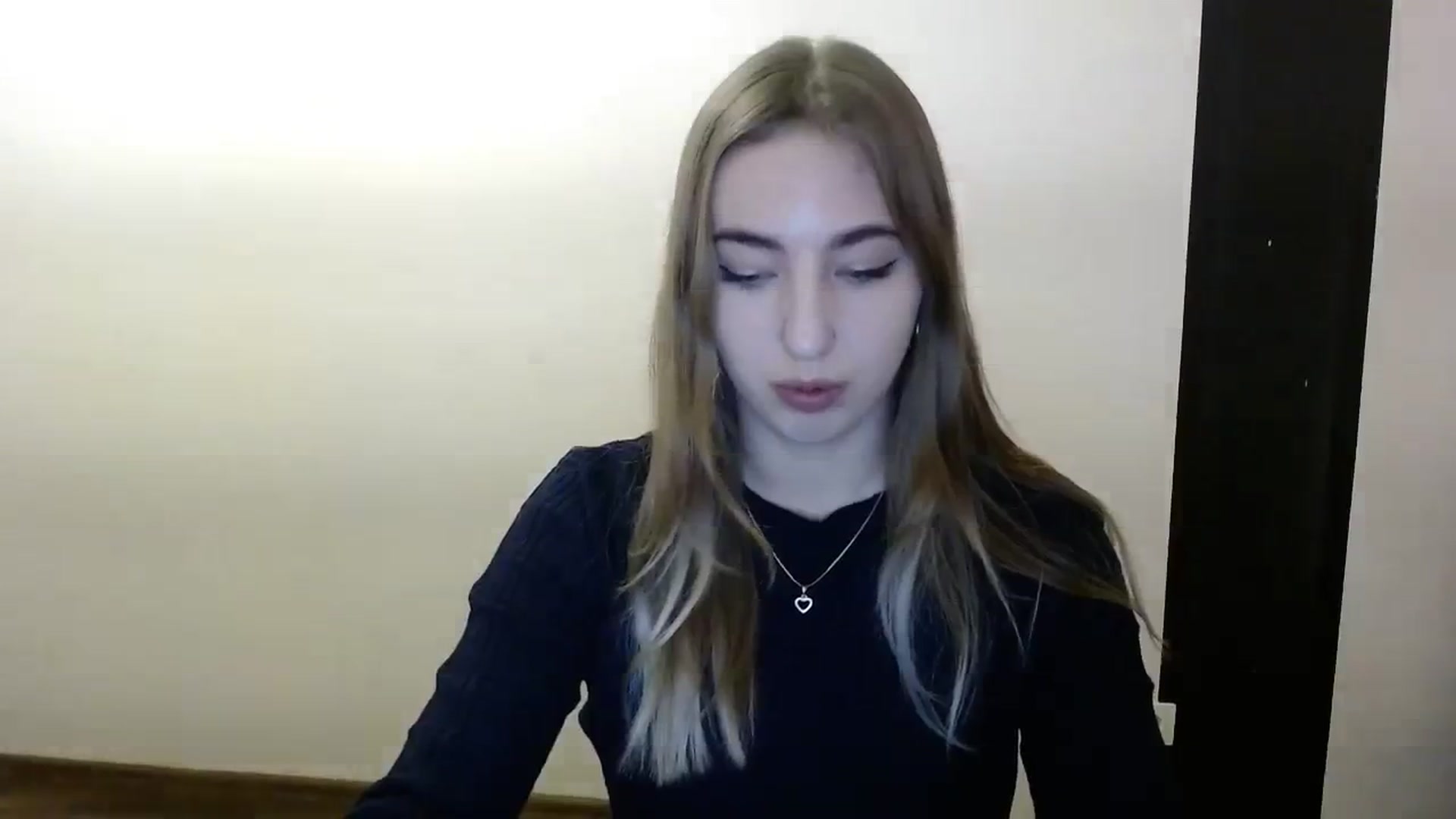 Gallery image thumbnail from Skyyyy's myfreecams stream on, 03/06/2024, 16:34 image 4 of 20