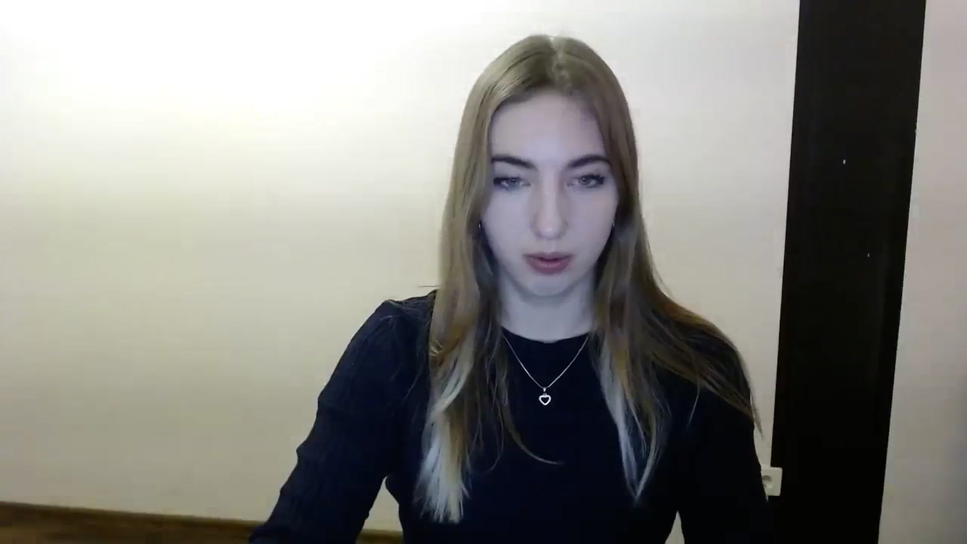 Gallery image thumbnail from Skyyyy's myfreecams stream on, 03/06/2024, 16:34 image 16 of 20