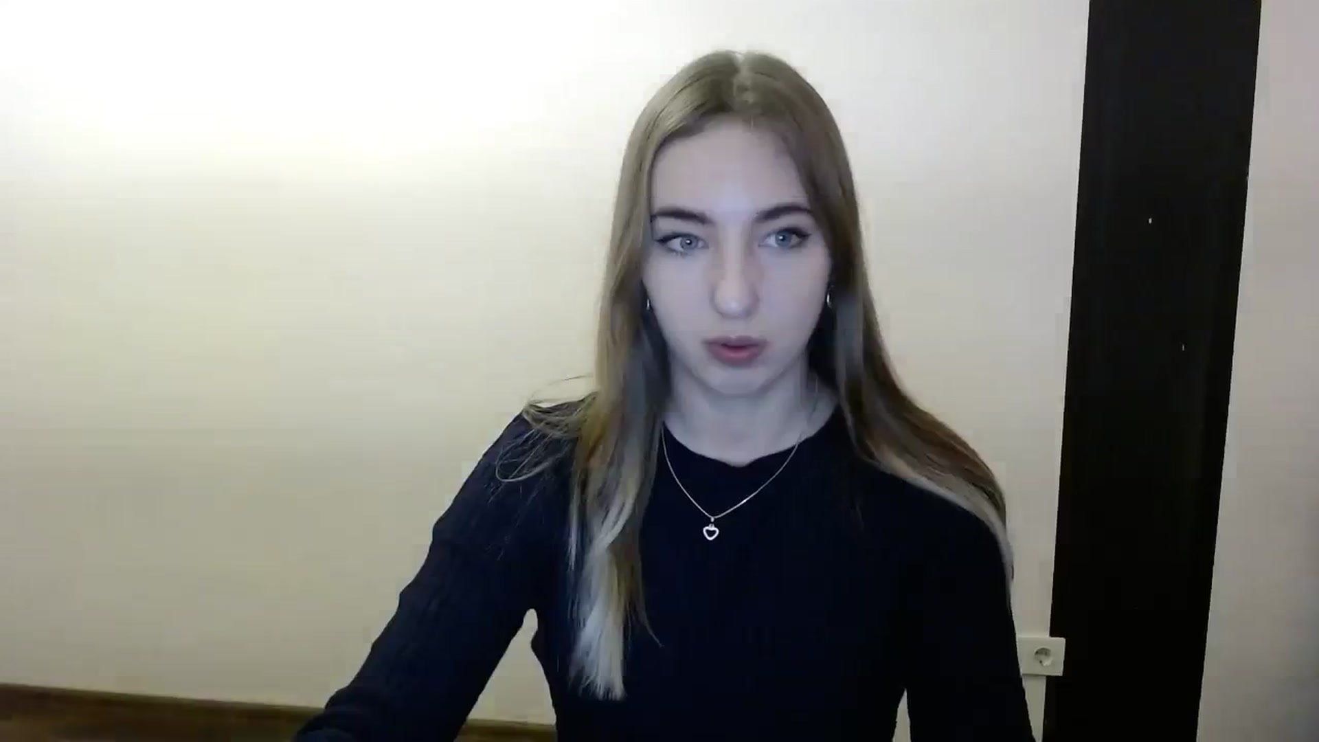 Gallery image thumbnail from Skyyyy's myfreecams stream on, 03/06/2024, 16:34 image 8 of 20