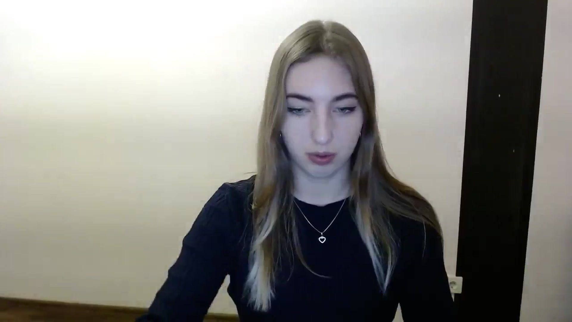 Gallery image thumbnail from Skyyyy's myfreecams stream on, 03/06/2024, 16:34 image 14 of 20