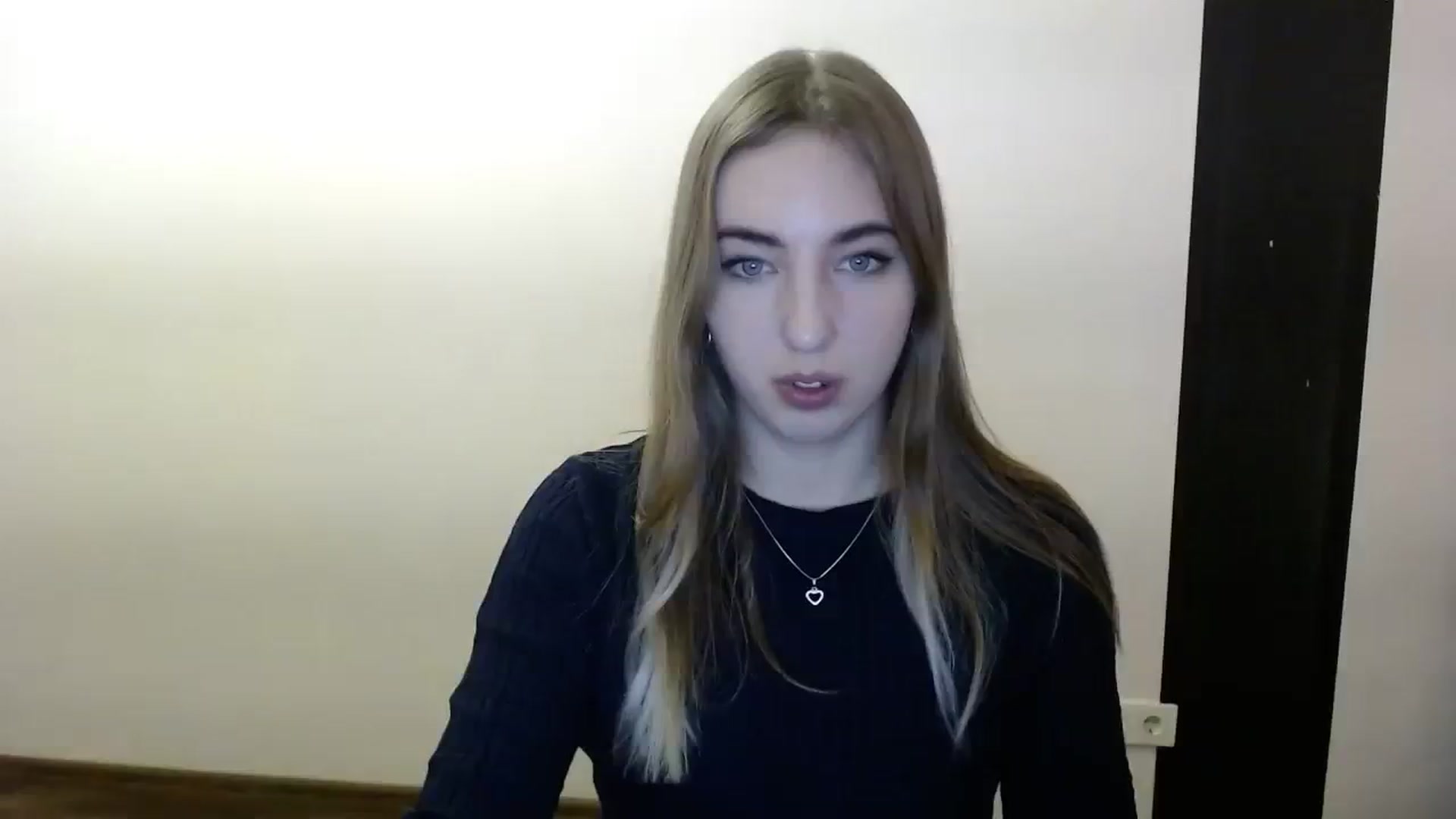 Gallery image thumbnail from Skyyyy's myfreecams stream on, 03/06/2024, 16:34 image 15 of 20