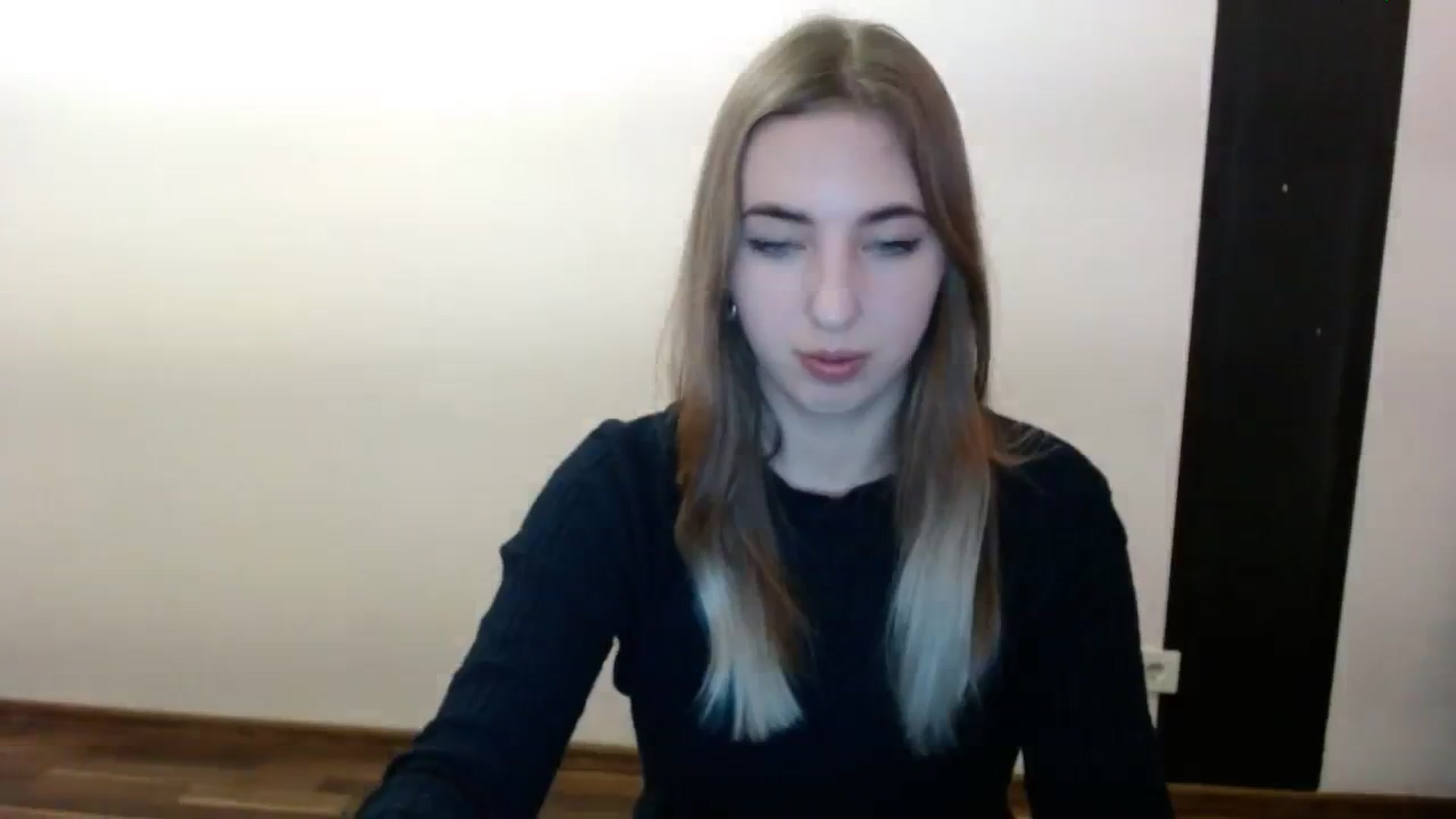 Gallery image thumbnail from Skyyyy's myfreecams stream on, 03/06/2024, 18:30 image 10 of 20