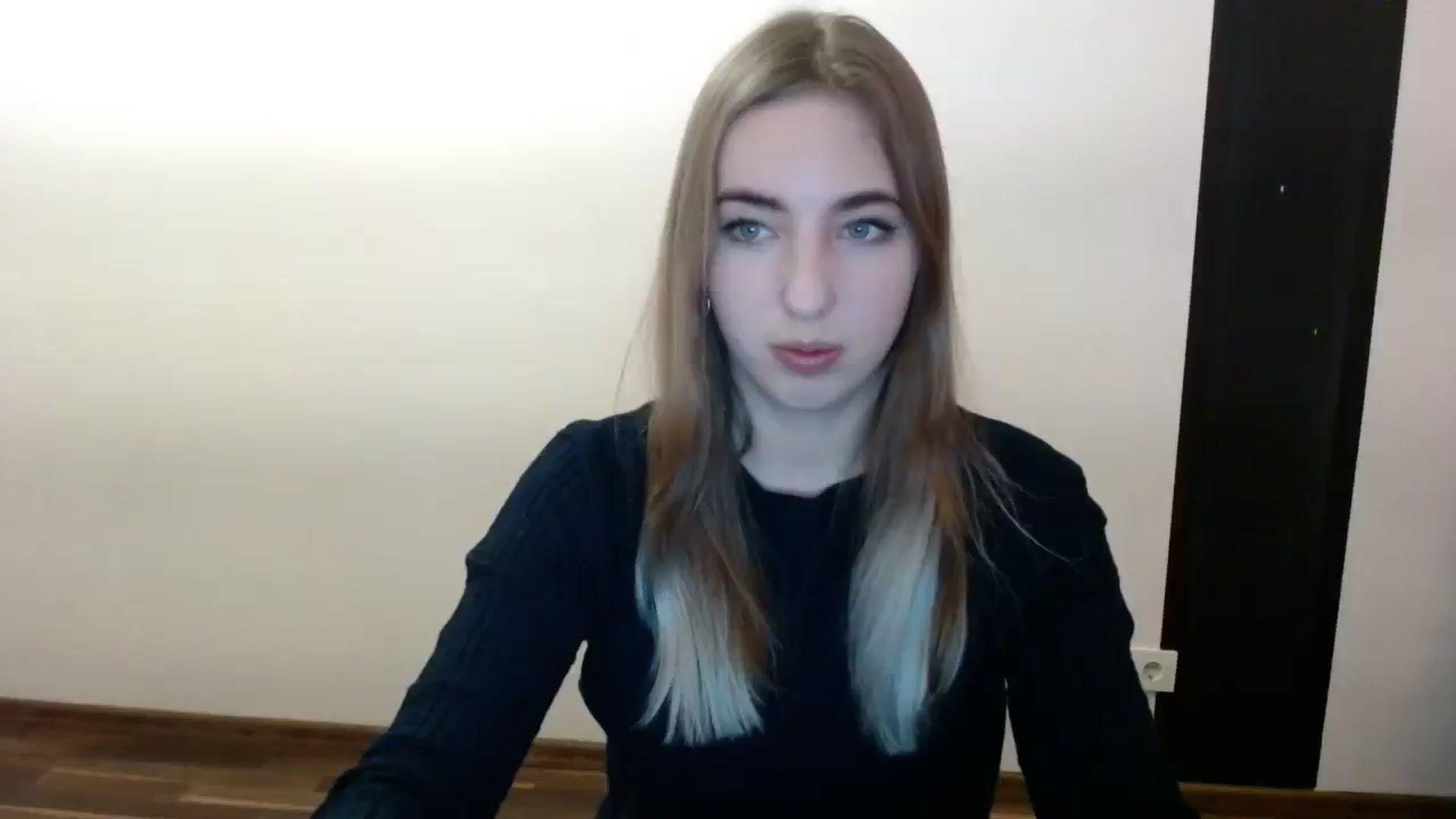 Gallery image thumbnail from Skyyyy's myfreecams stream on, 03/06/2024, 18:30 image 7 of 20