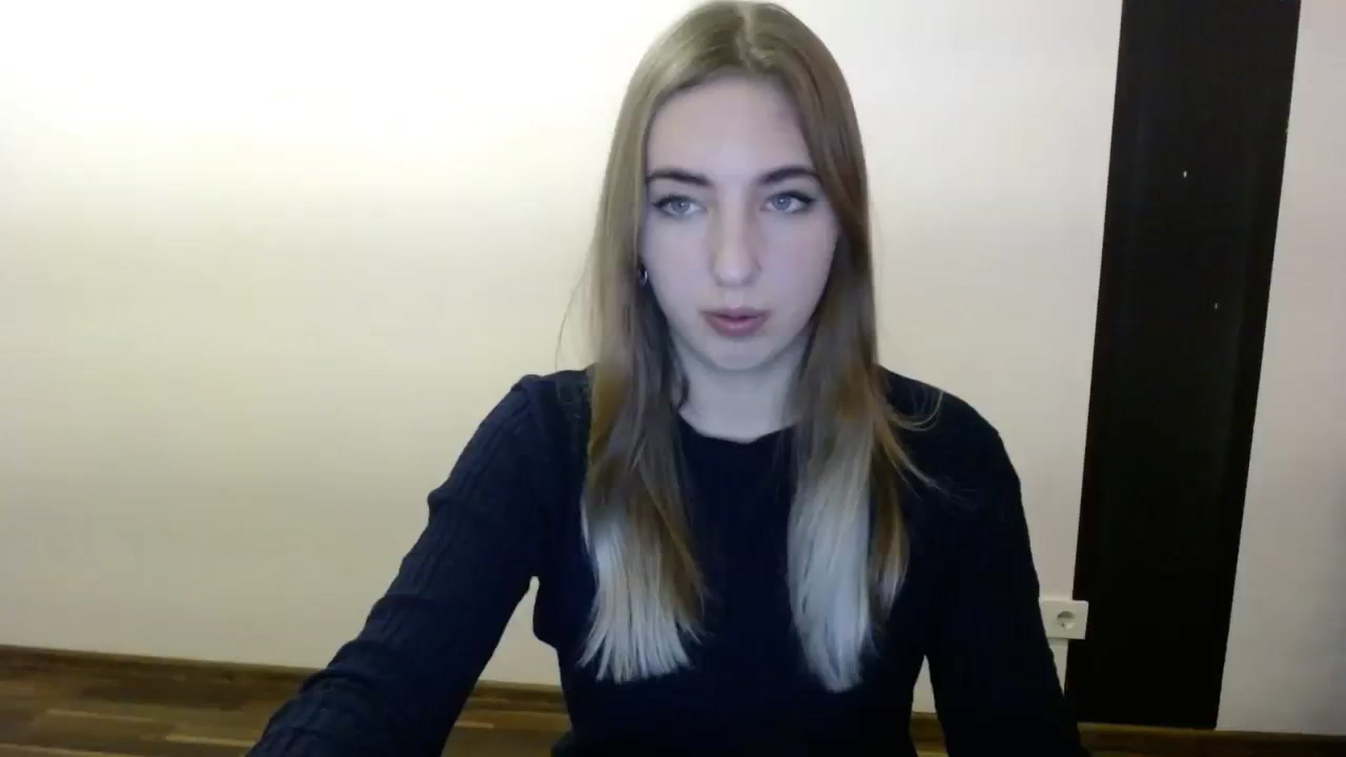 Gallery image thumbnail from Skyyyy's myfreecams stream on, 03/06/2024, 18:30 image 1 of 20