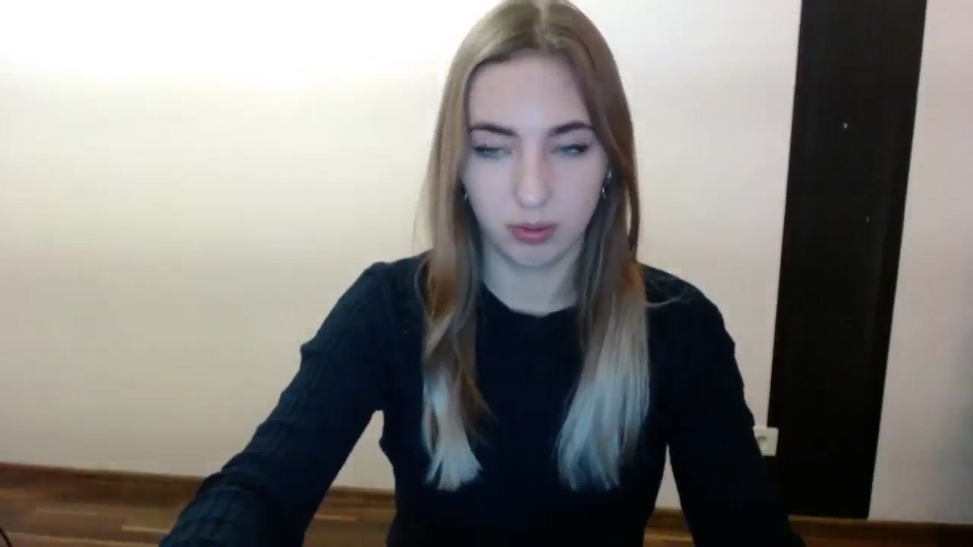 Gallery image thumbnail from Skyyyy's myfreecams stream on, 03/06/2024, 18:30 image 17 of 20