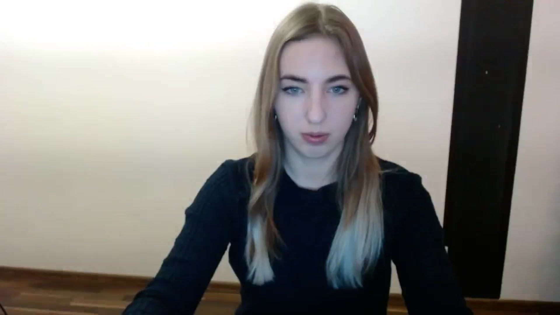 Gallery image thumbnail from Skyyyy's myfreecams stream on, 03/06/2024, 18:30 image 14 of 20
