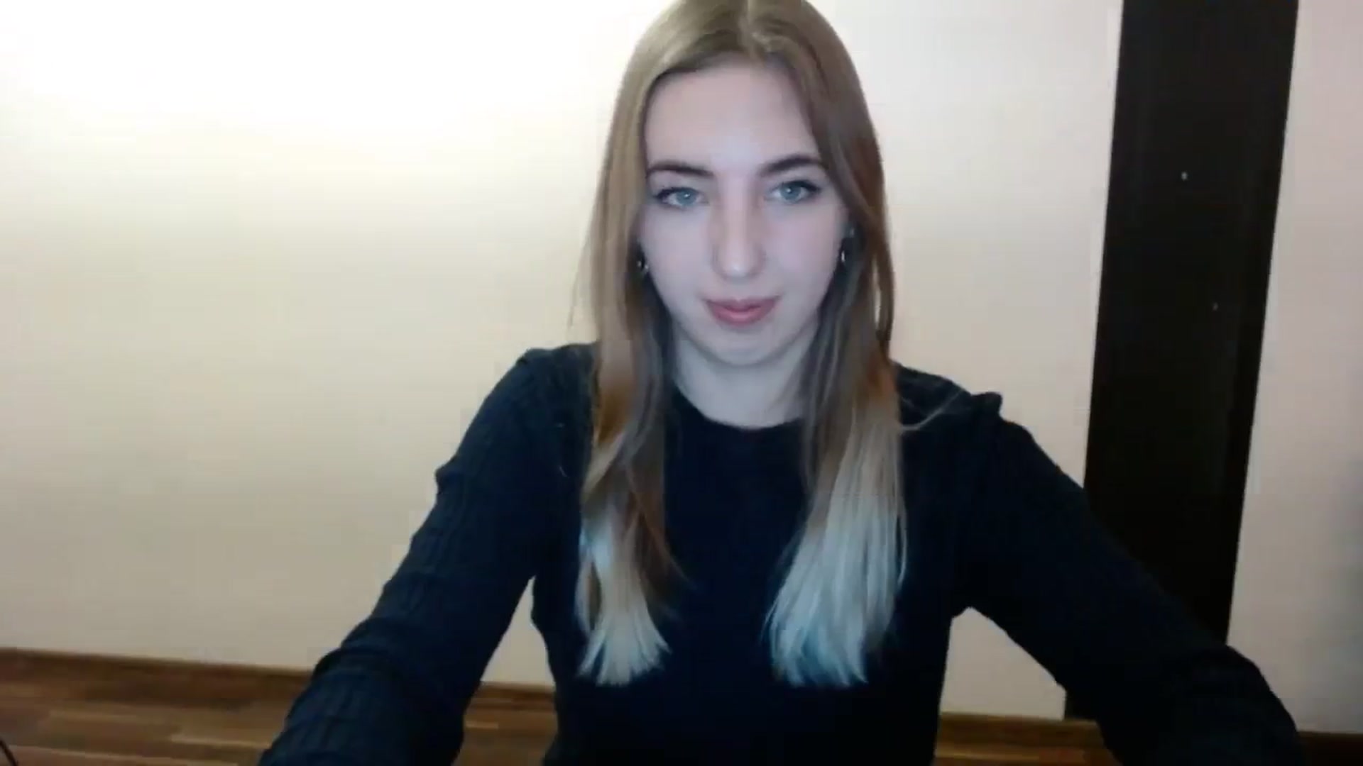 Gallery image thumbnail from Skyyyy's myfreecams stream on, 03/06/2024, 18:30 image 19 of 20