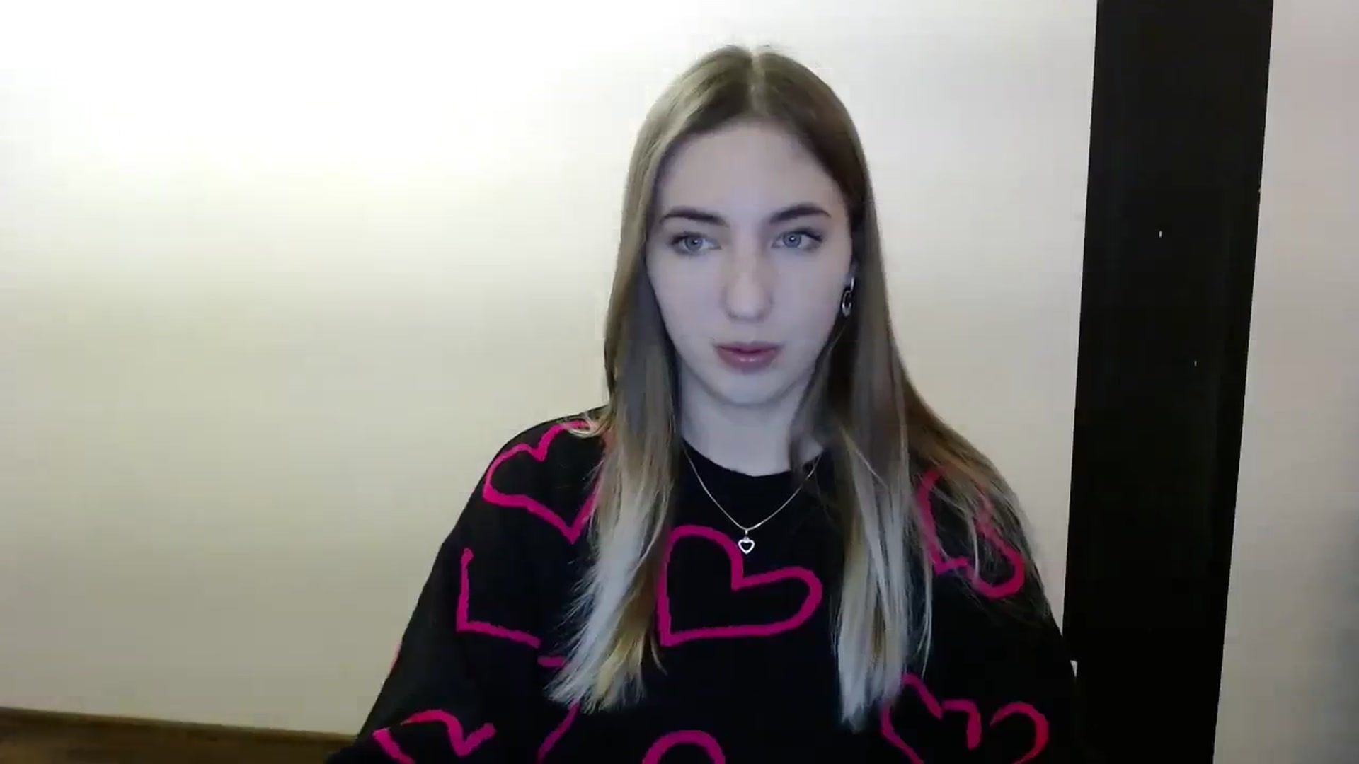 Gallery image thumbnail from Skyyyy's myfreecams stream on, 03/07/2024, 17:25 image 8 of 20