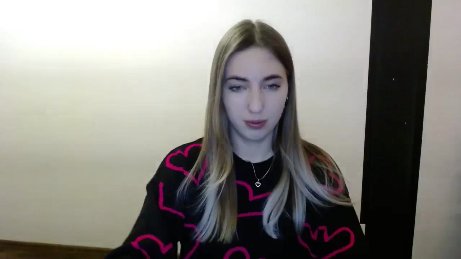 Gallery image thumbnail from Skyyyy's myfreecams stream on, 03/07/2024, 17:25 image 4 of 20