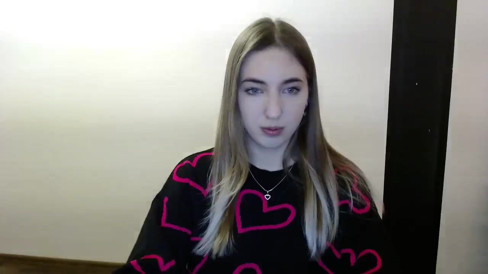Gallery image thumbnail from Skyyyy's myfreecams stream on, 03/07/2024, 17:25 image 7 of 20