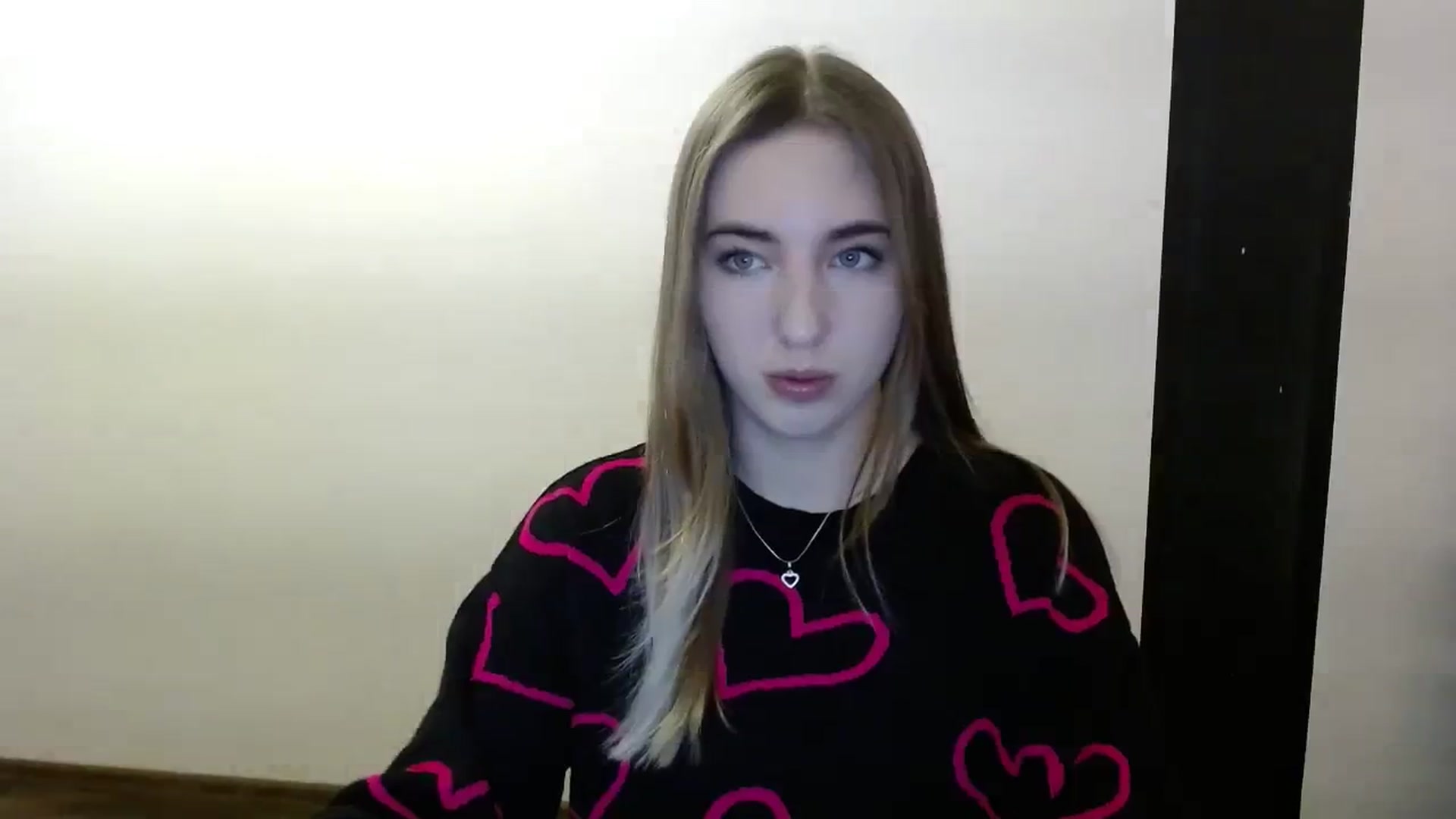 Gallery image thumbnail from Skyyyy's myfreecams stream on, 03/07/2024, 17:25 image 17 of 20
