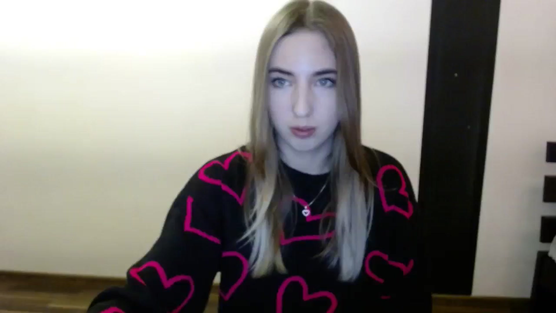 Gallery image thumbnail from Skyyyy's myfreecams stream on, 03/07/2024, 20:17 image 17 of 20