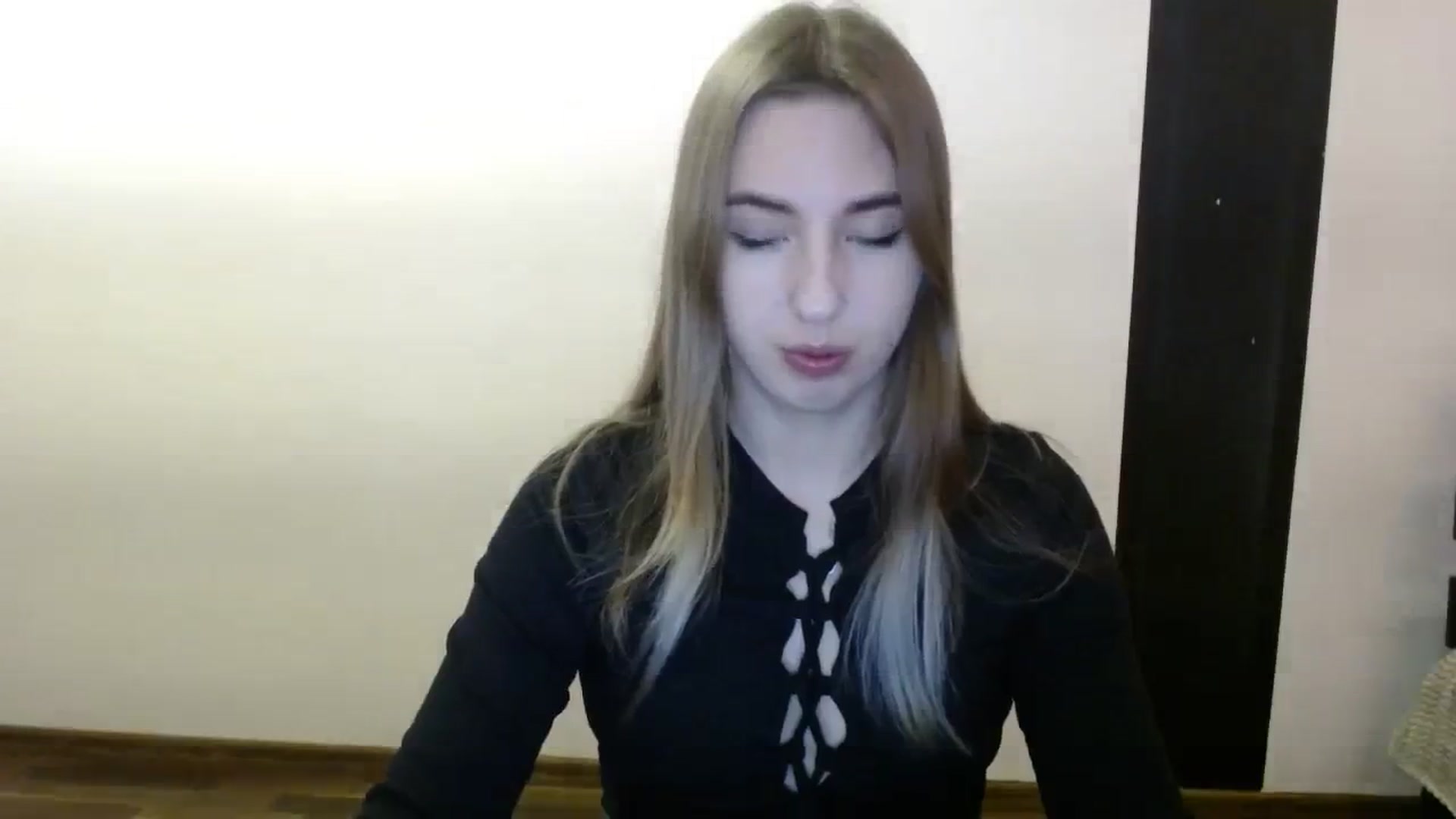 Gallery image thumbnail from Skyyyy's myfreecams stream on, 03/09/2024, 17:19 image 9 of 20