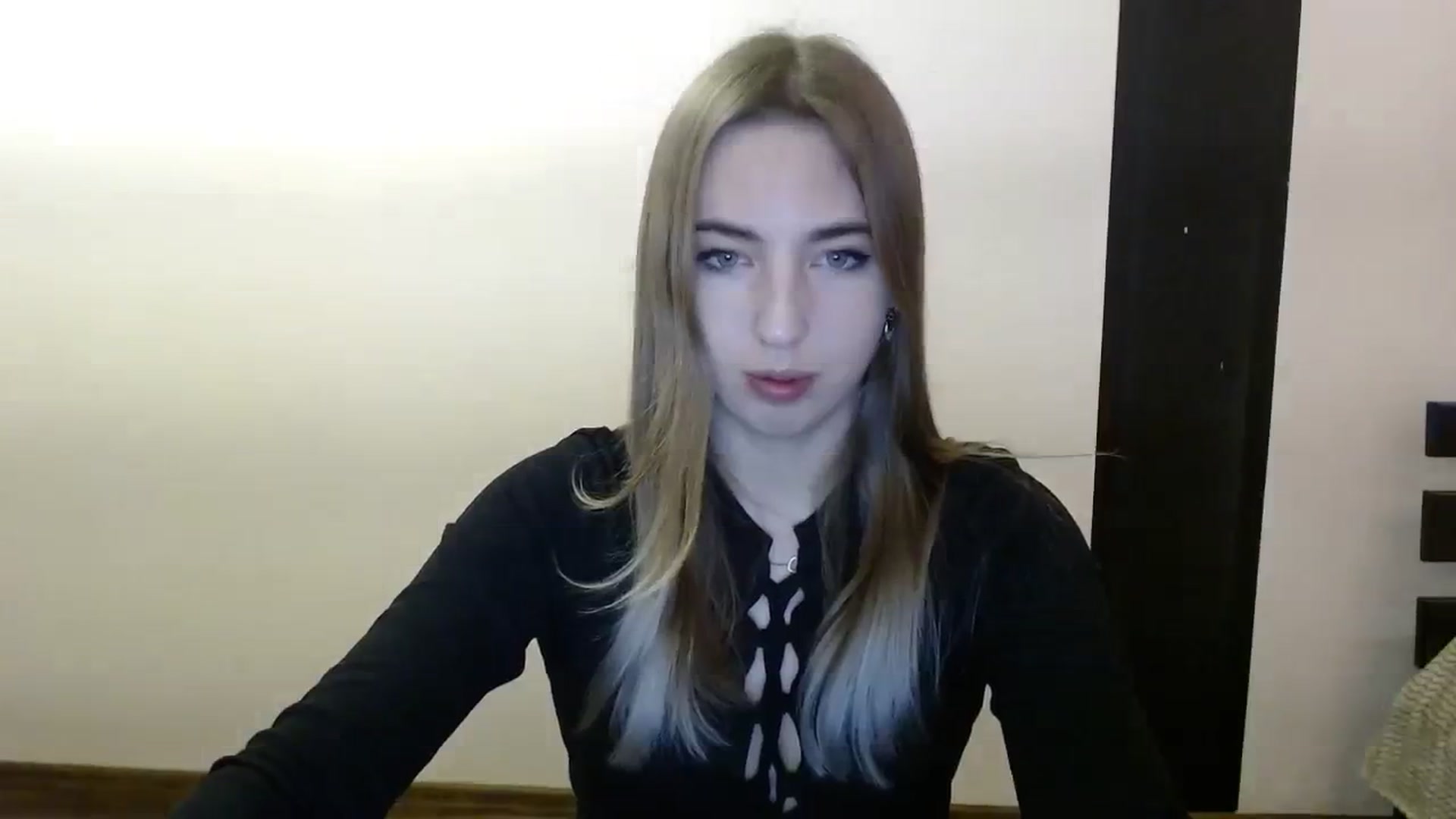 Gallery image thumbnail from Skyyyy's myfreecams stream on, 03/09/2024, 19:54 image 18 of 20
