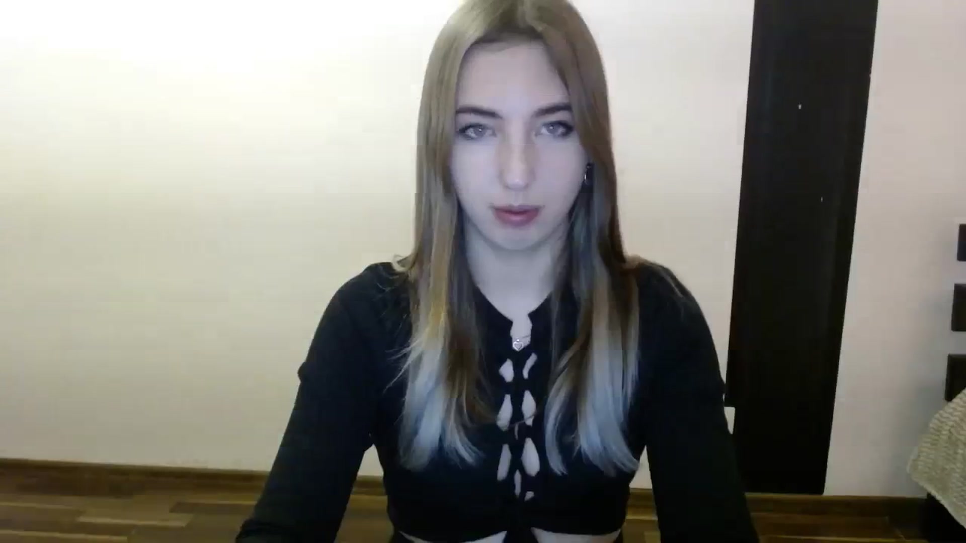 Gallery image thumbnail from Skyyyy's myfreecams stream on, 03/09/2024, 19:54 image 13 of 20