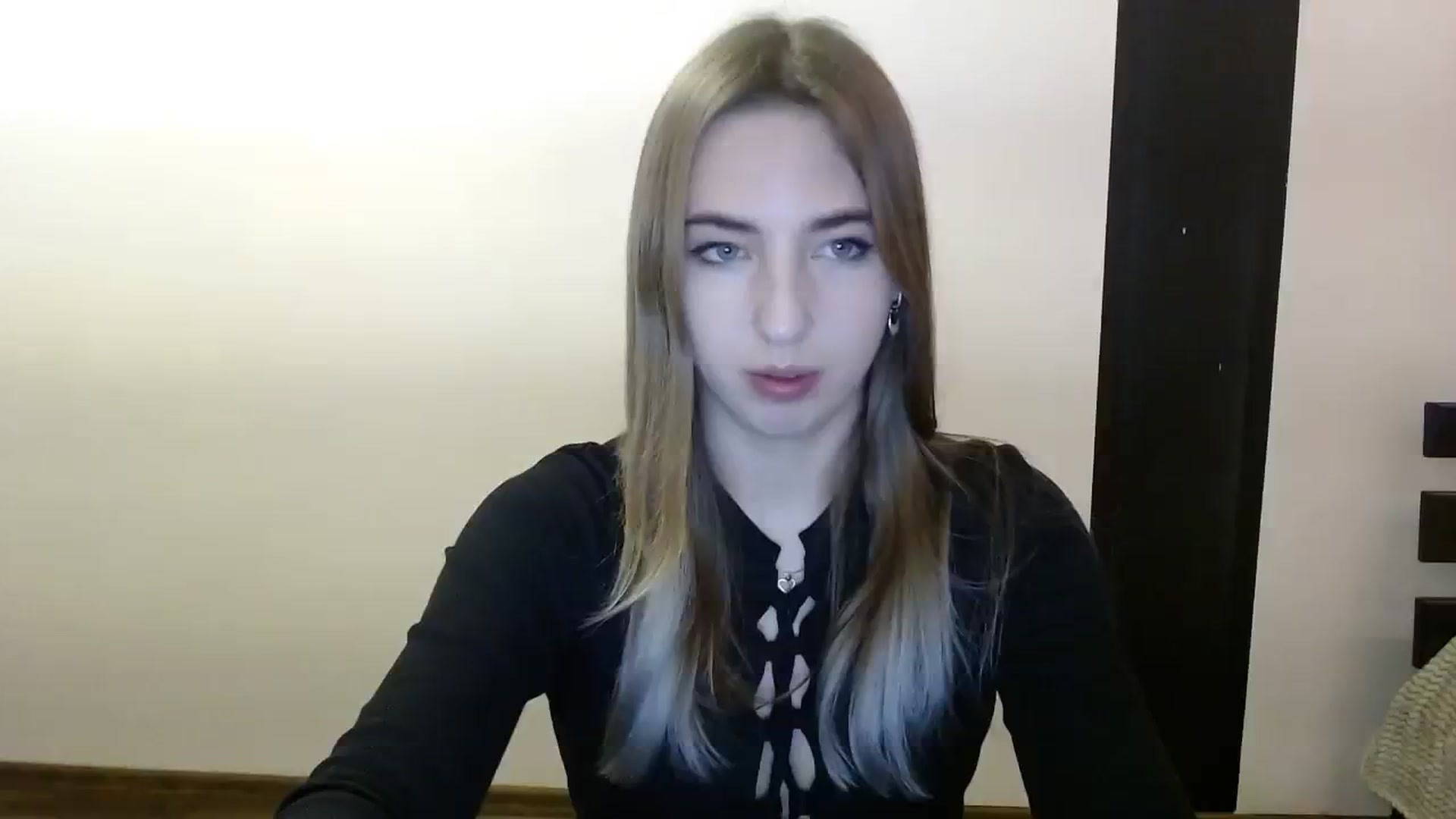 Gallery image thumbnail from Skyyyy's myfreecams stream on, 03/09/2024, 19:54 image 15 of 20
