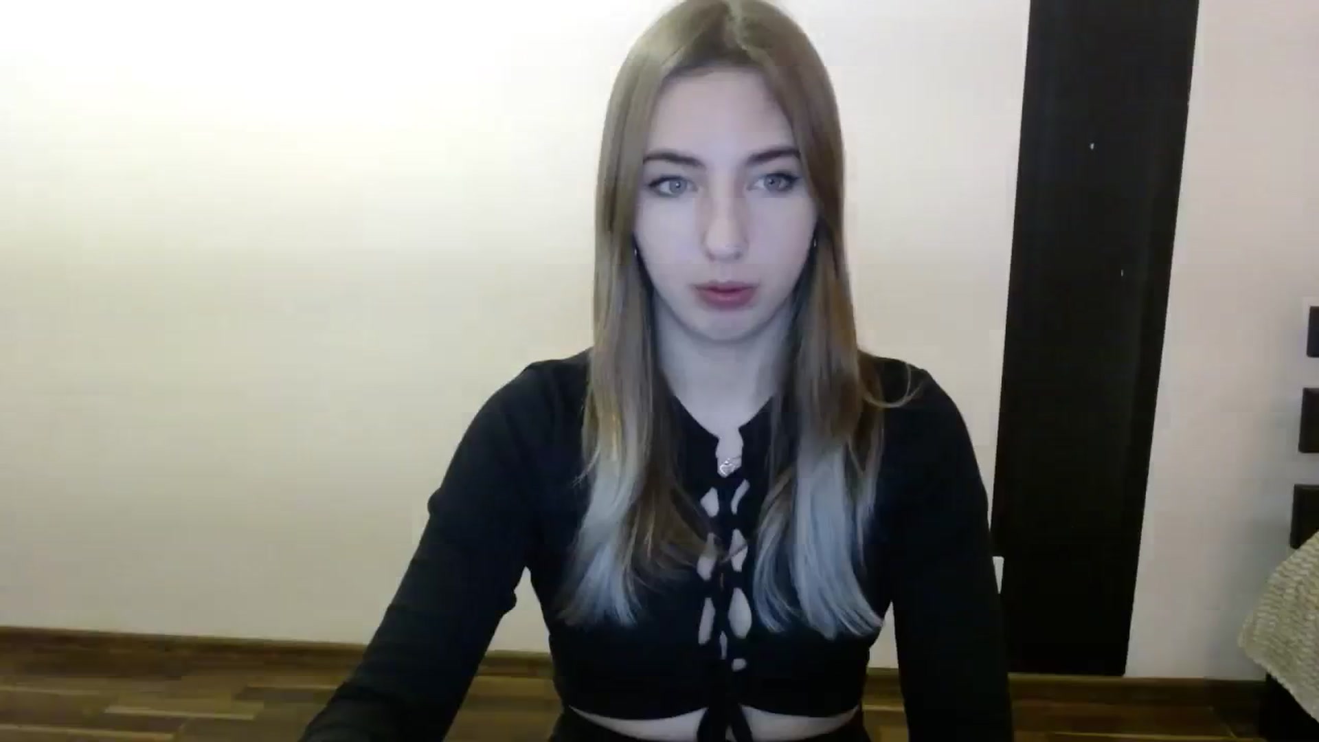 Gallery image thumbnail from Skyyyy's myfreecams stream on, 03/09/2024, 19:54 image 8 of 20