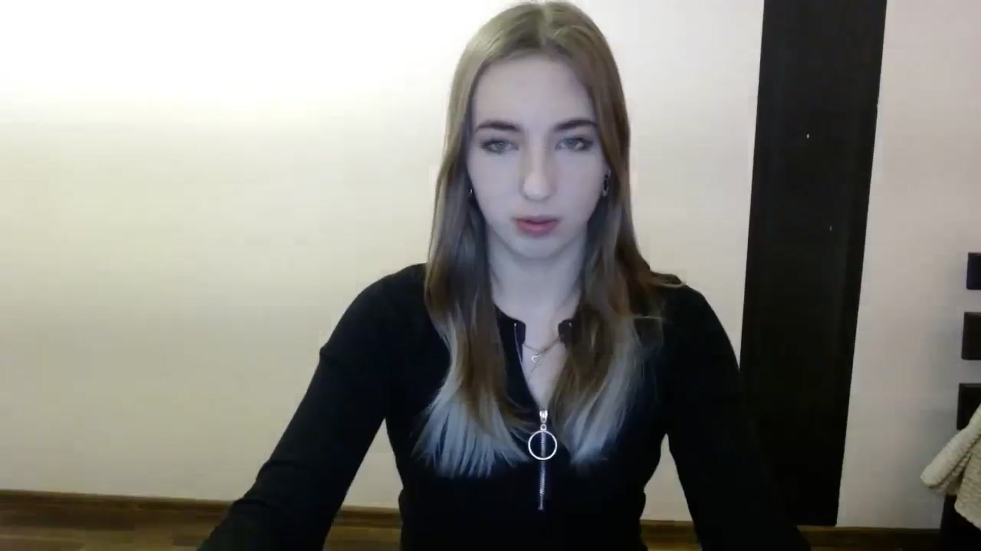 Gallery image thumbnail from Skyyyy's myfreecams stream on, 03/10/2024, 18:10 image 8 of 20
