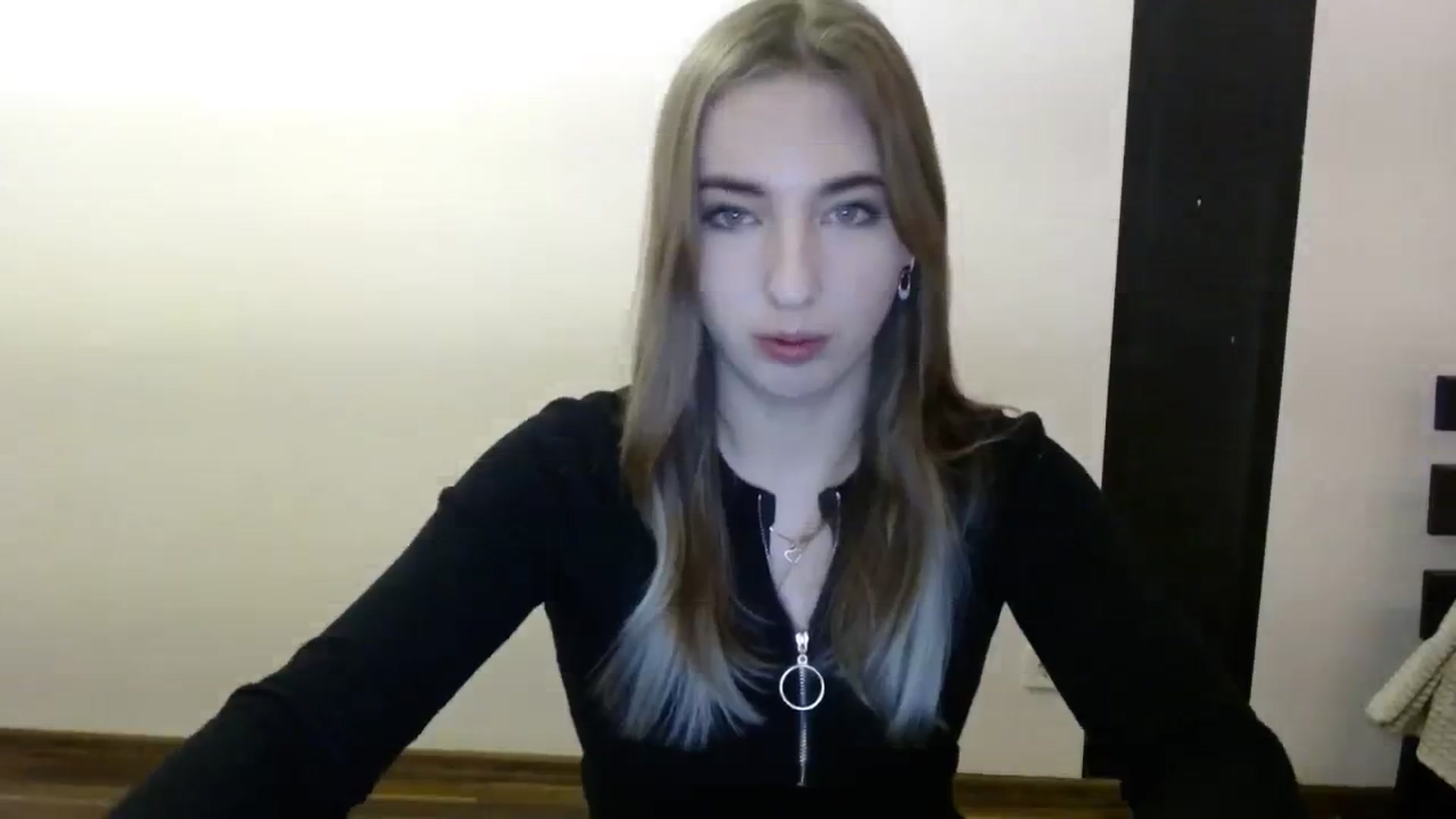 Gallery image thumbnail from Skyyyy's myfreecams stream on, 03/10/2024, 18:10 image 5 of 20