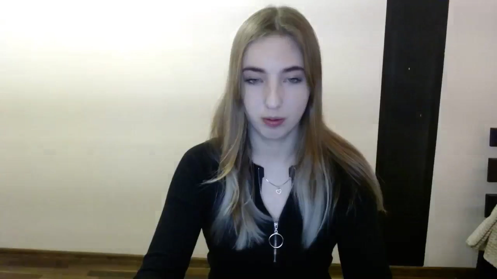 Gallery image thumbnail from Skyyyy's myfreecams stream on, 03/10/2024, 20:25 image 2 of 20
