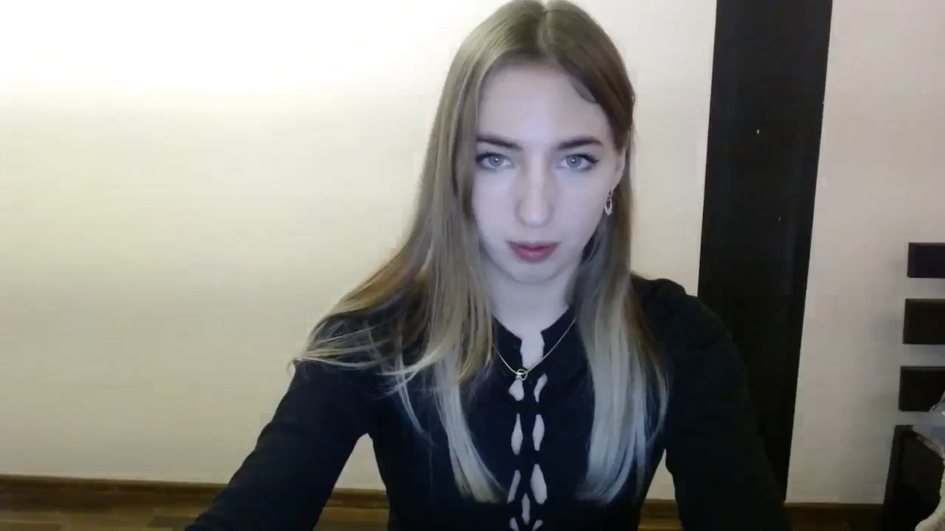 Gallery image thumbnail from Skyyyy's myfreecams stream on, 03/12/2024, 18:48 image 15 of 20