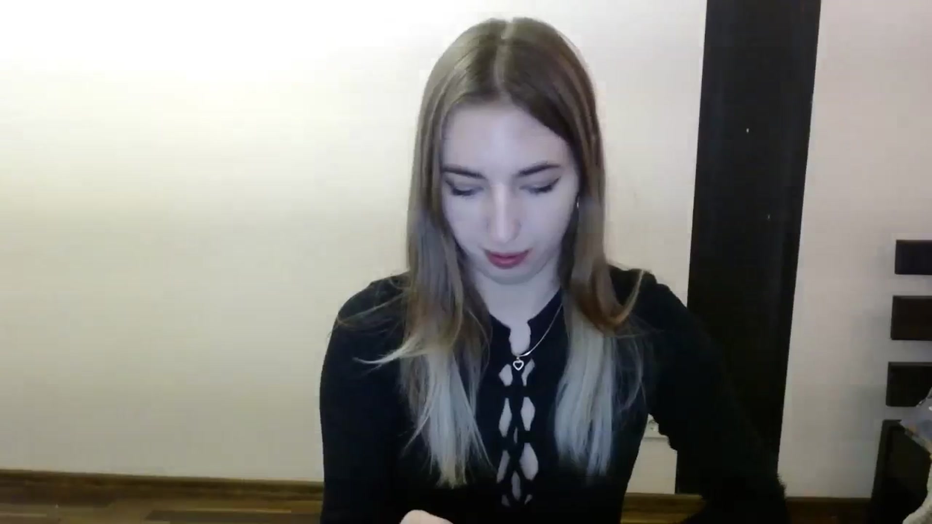 Gallery image thumbnail from Skyyyy's myfreecams stream on, 03/12/2024, 18:48 image 4 of 20