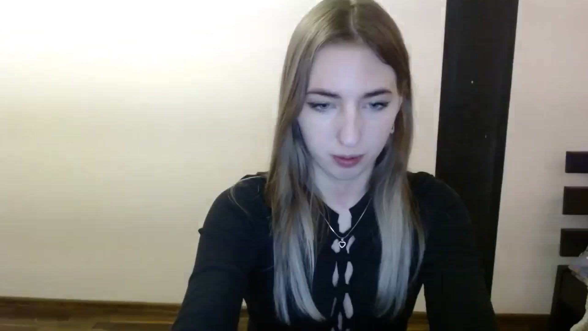 Gallery image thumbnail from Skyyyy's myfreecams stream on, 03/12/2024, 18:48 image 17 of 20