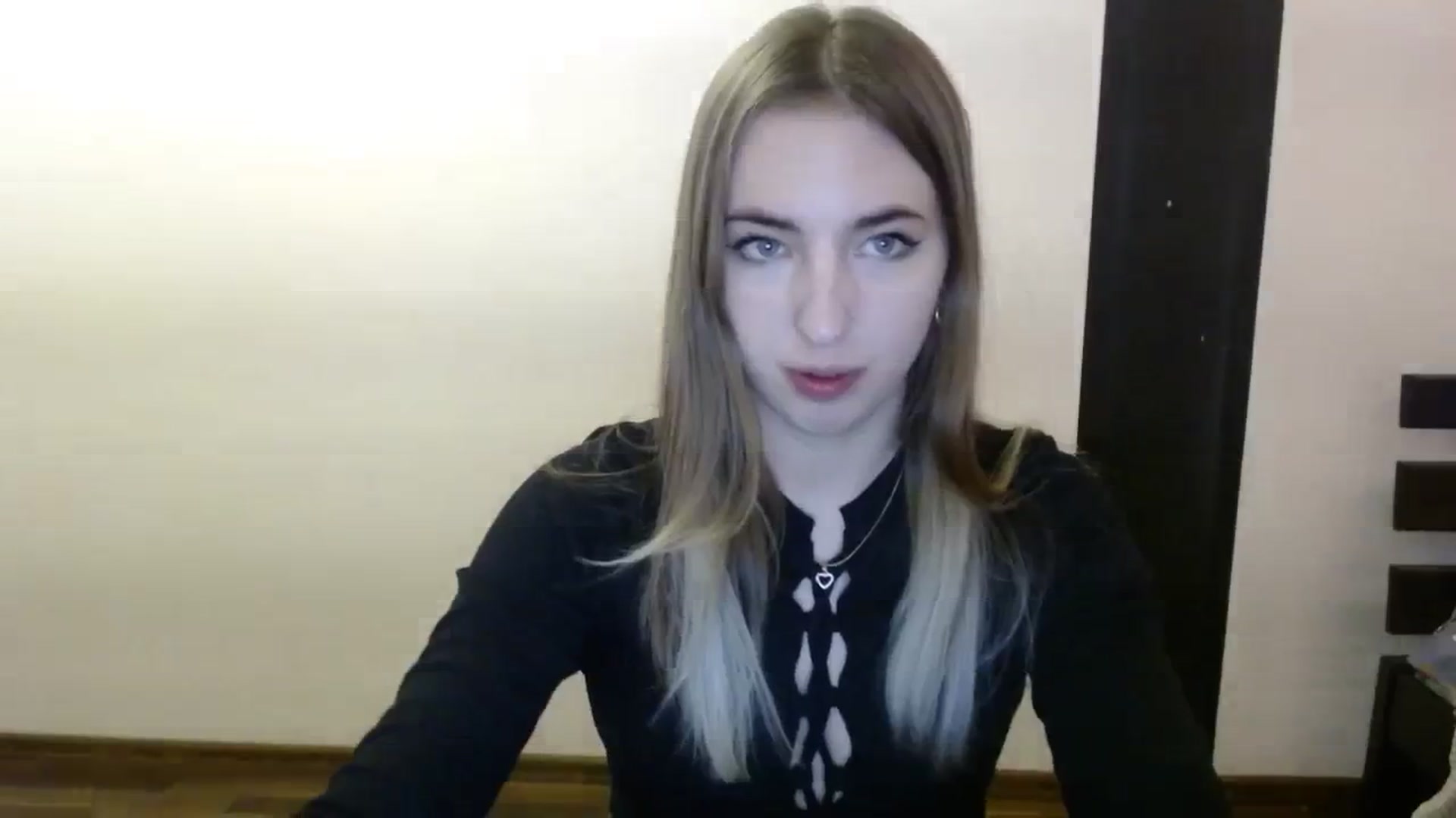 Gallery image thumbnail from Skyyyy's myfreecams stream on, 03/12/2024, 18:48 image 3 of 20