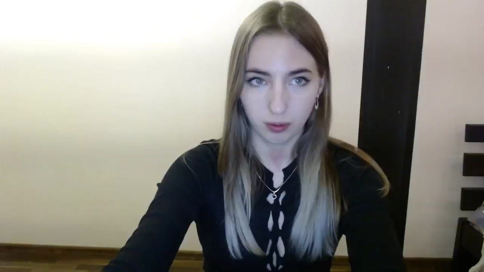 Gallery image thumbnail from Skyyyy's myfreecams stream on, 03/12/2024, 18:48 image 19 of 20