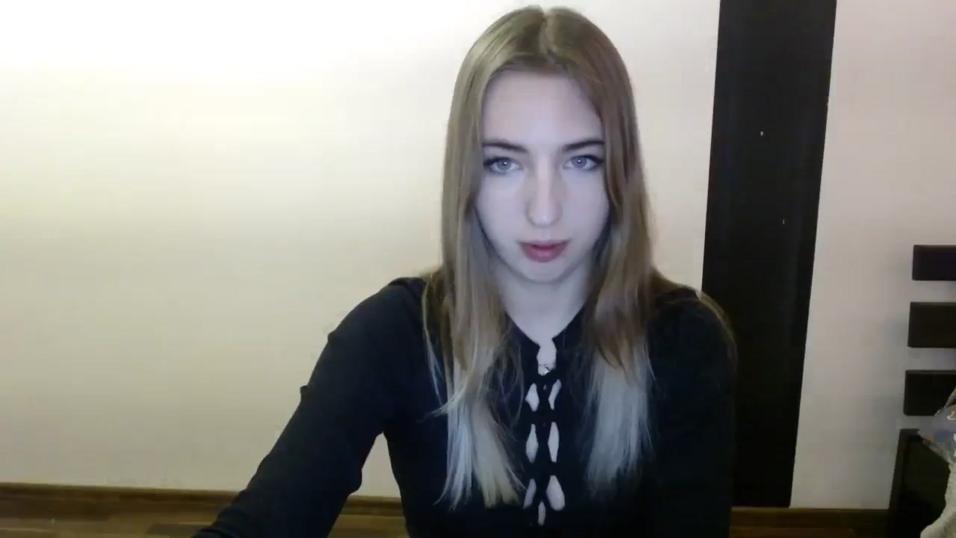 Gallery image thumbnail from Skyyyy's myfreecams stream on, 03/12/2024, 19:51 image 10 of 20