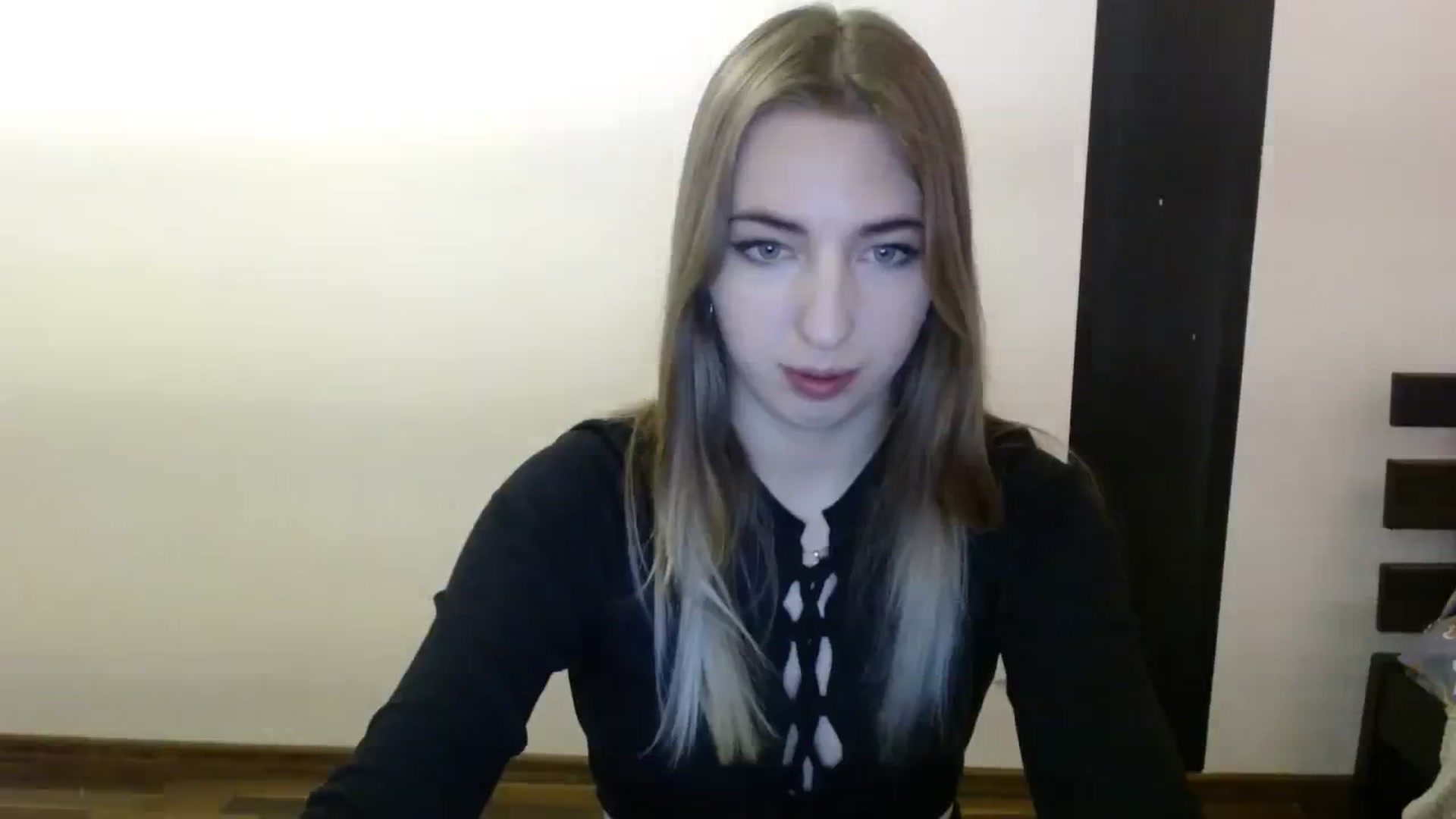 Gallery image thumbnail from Skyyyy's myfreecams stream on, 03/12/2024, 19:51 image 18 of 20