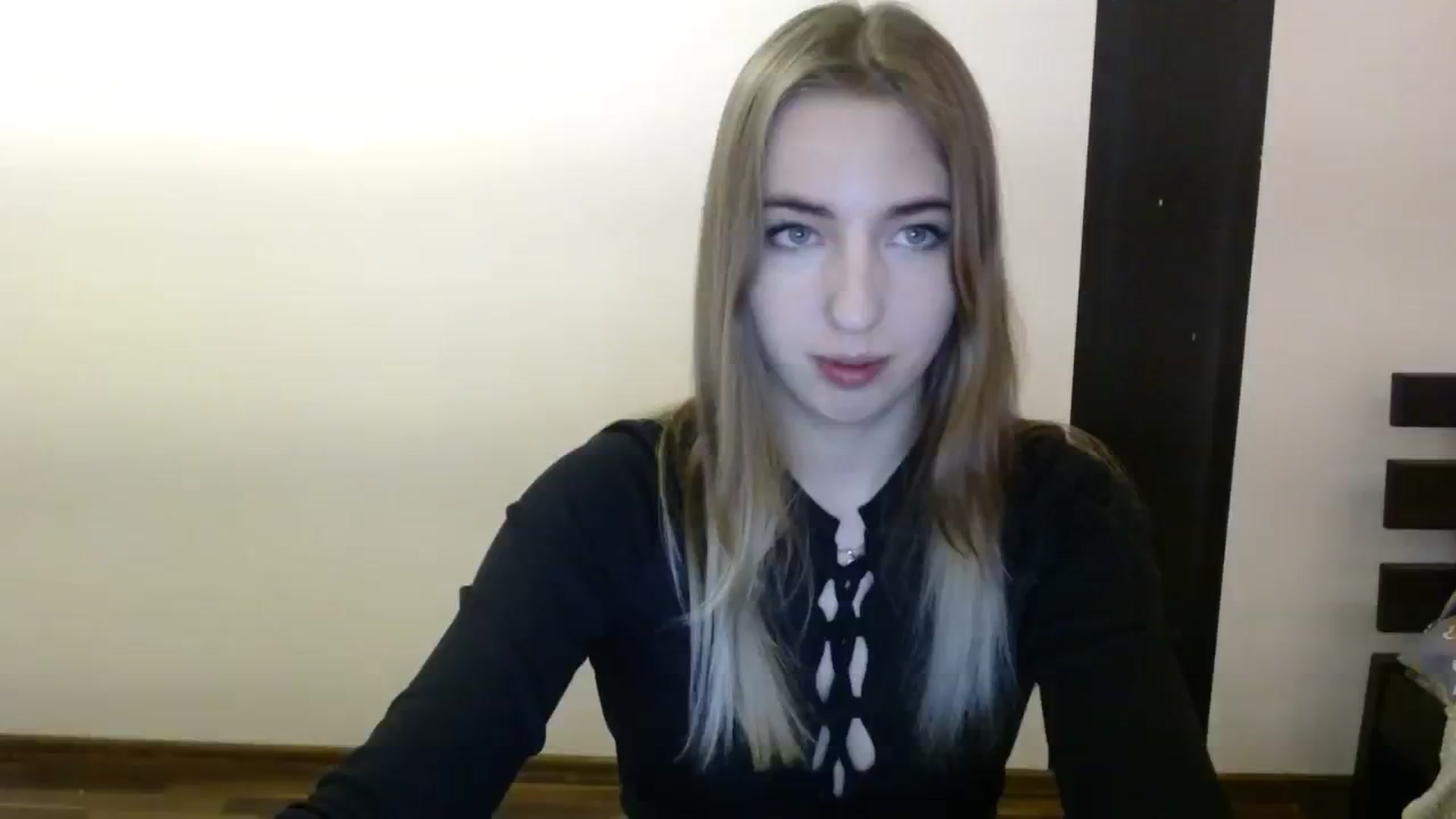 Gallery image thumbnail from Skyyyy's myfreecams stream on, 03/12/2024, 19:51 image 7 of 20