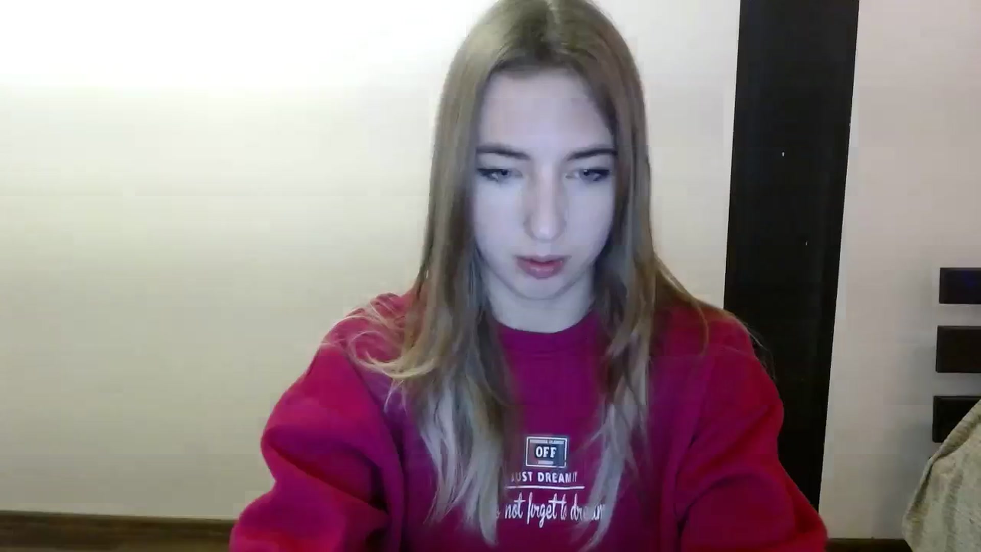 Gallery image thumbnail from Skyyyy's myfreecams stream on, 03/13/2024, 19:58 image 14 of 20