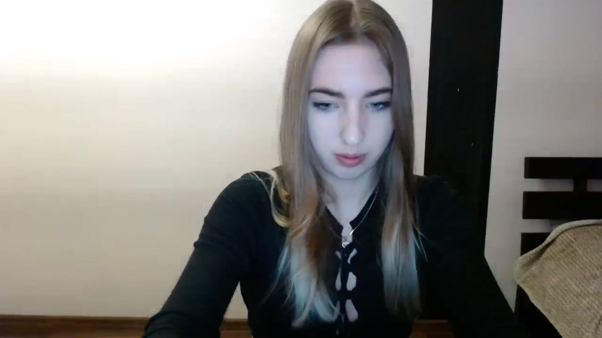 Gallery image thumbnail from Skyyyy's myfreecams stream on, 03/15/2024, 16:46 image 17 of 20