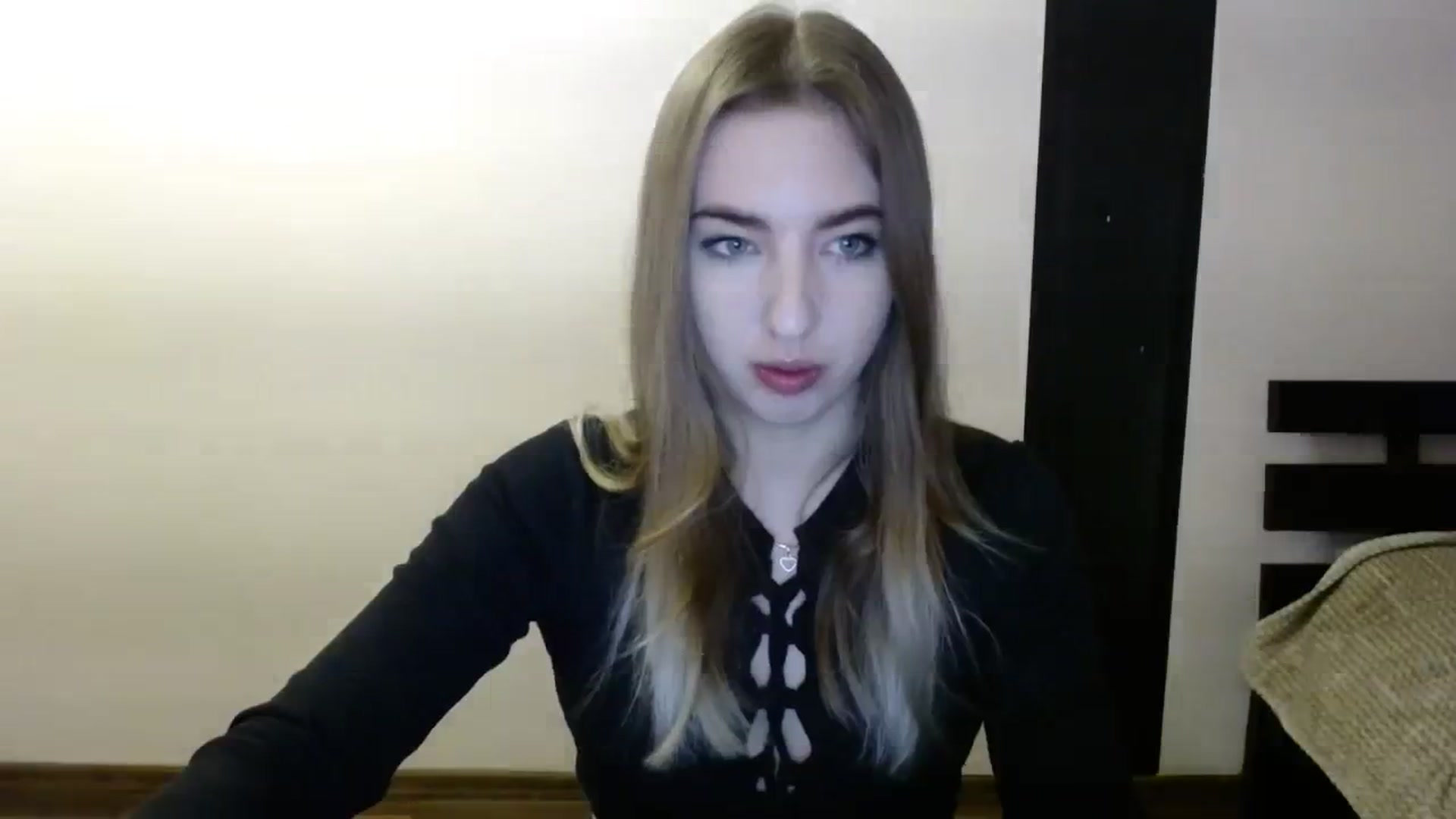 Gallery image thumbnail from Skyyyy's myfreecams stream on, 03/15/2024, 16:46 image 3 of 20