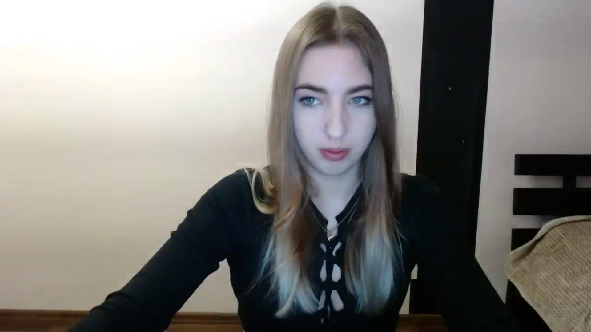 Gallery image thumbnail from Skyyyy's myfreecams stream on, 03/15/2024, 16:46 image 12 of 20
