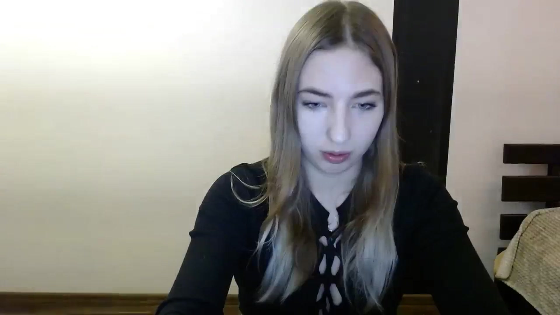 Gallery image thumbnail from Skyyyy's myfreecams stream on, 03/16/2024, 17:15 image 14 of 20